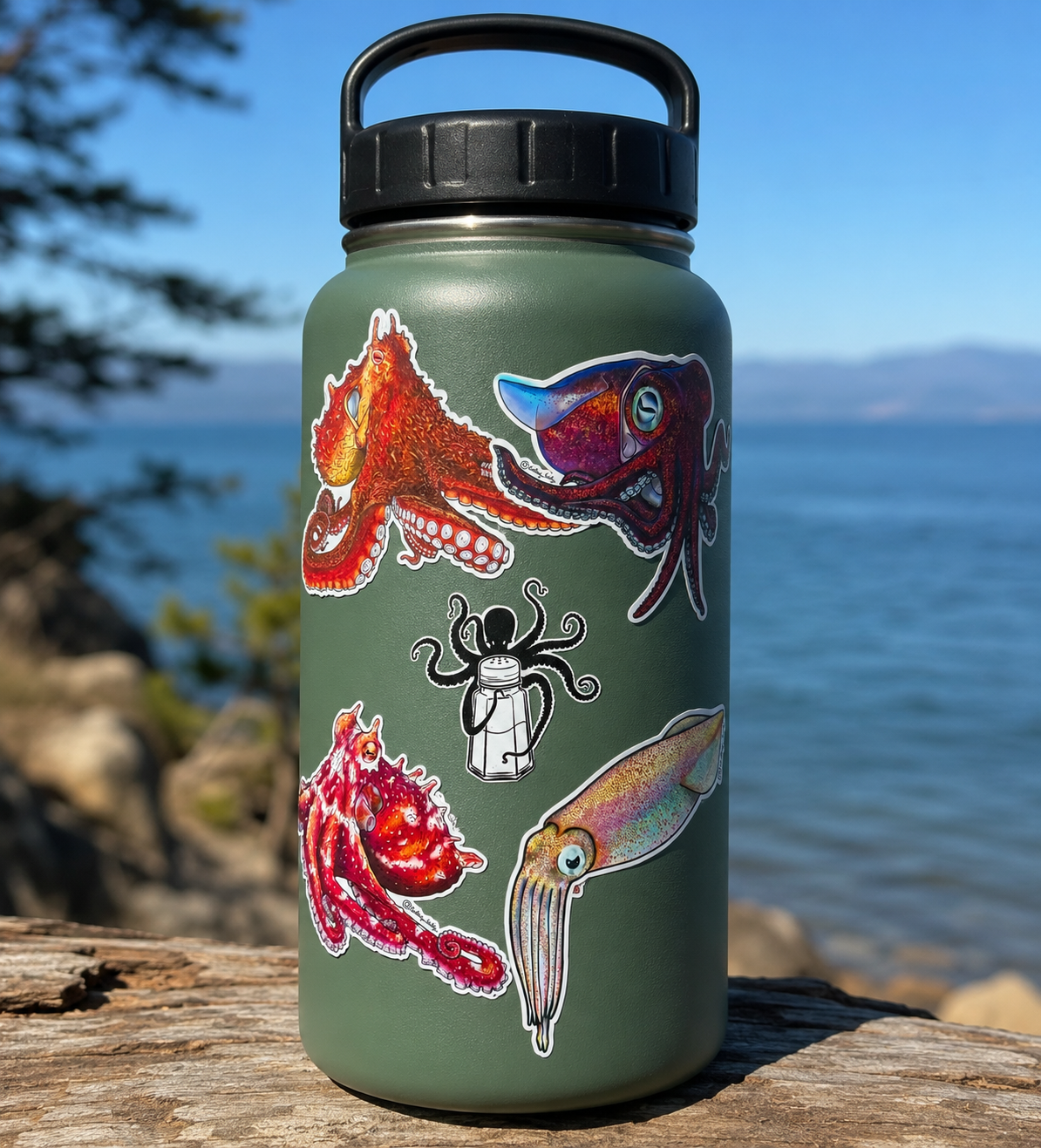 Masters of Disguise - Pacific Northwest Cephalopods - WaterBottle.png