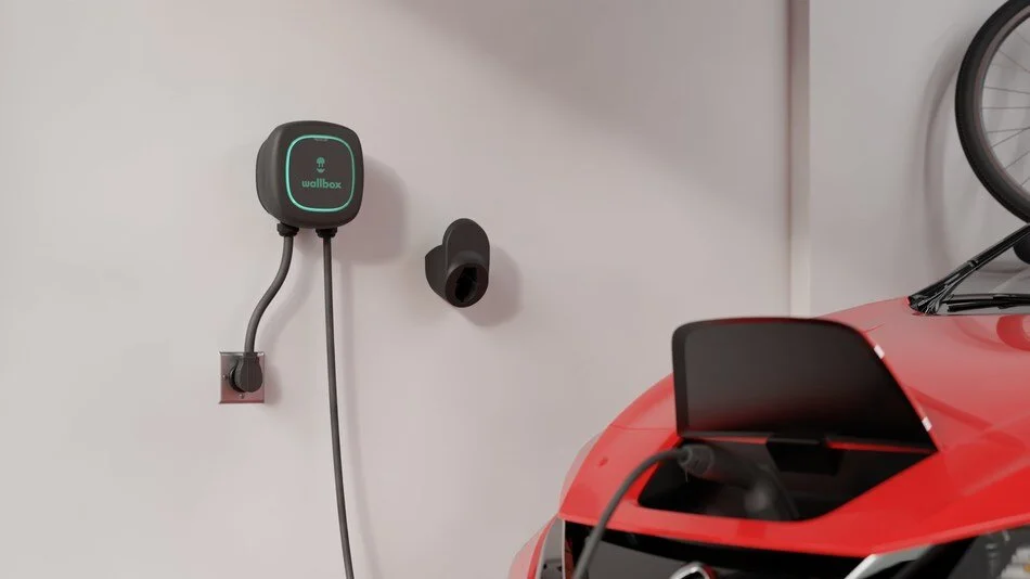 Wallbox_Pulsar_Plus_40A_NEMA_Indoor.jpg