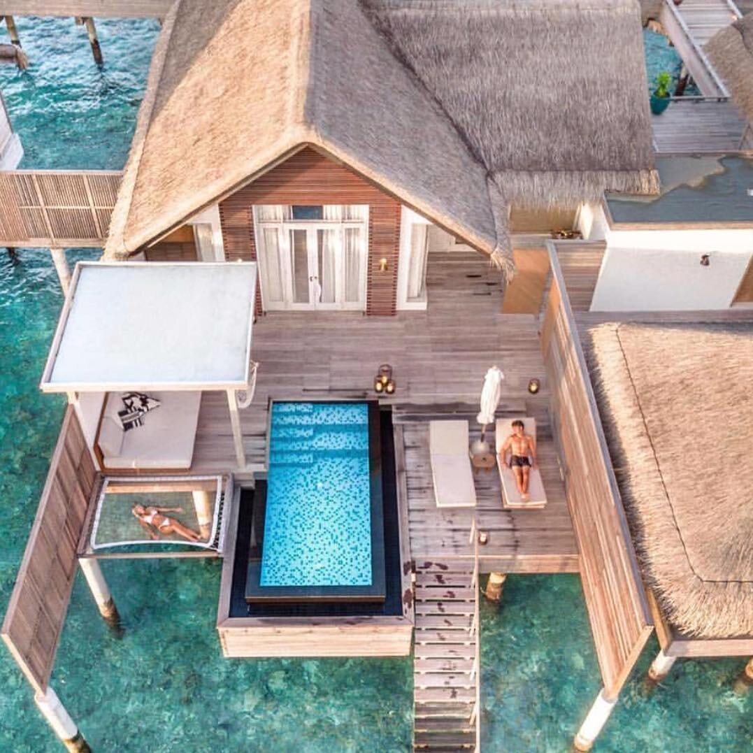 So long summer. You&rsquo;ll be missed. 🏝☀️ #ineedanoverwatervilla #oneday #neverseenanythinglikeit 
Via:  @gypsylovinlight &bull;
&bull;
&bull;
&bull;
&bull;
&bull;
&bull;
#vacation #vacay #summergoals 
#decor #decoreinteriores #luxury #fairmontmal