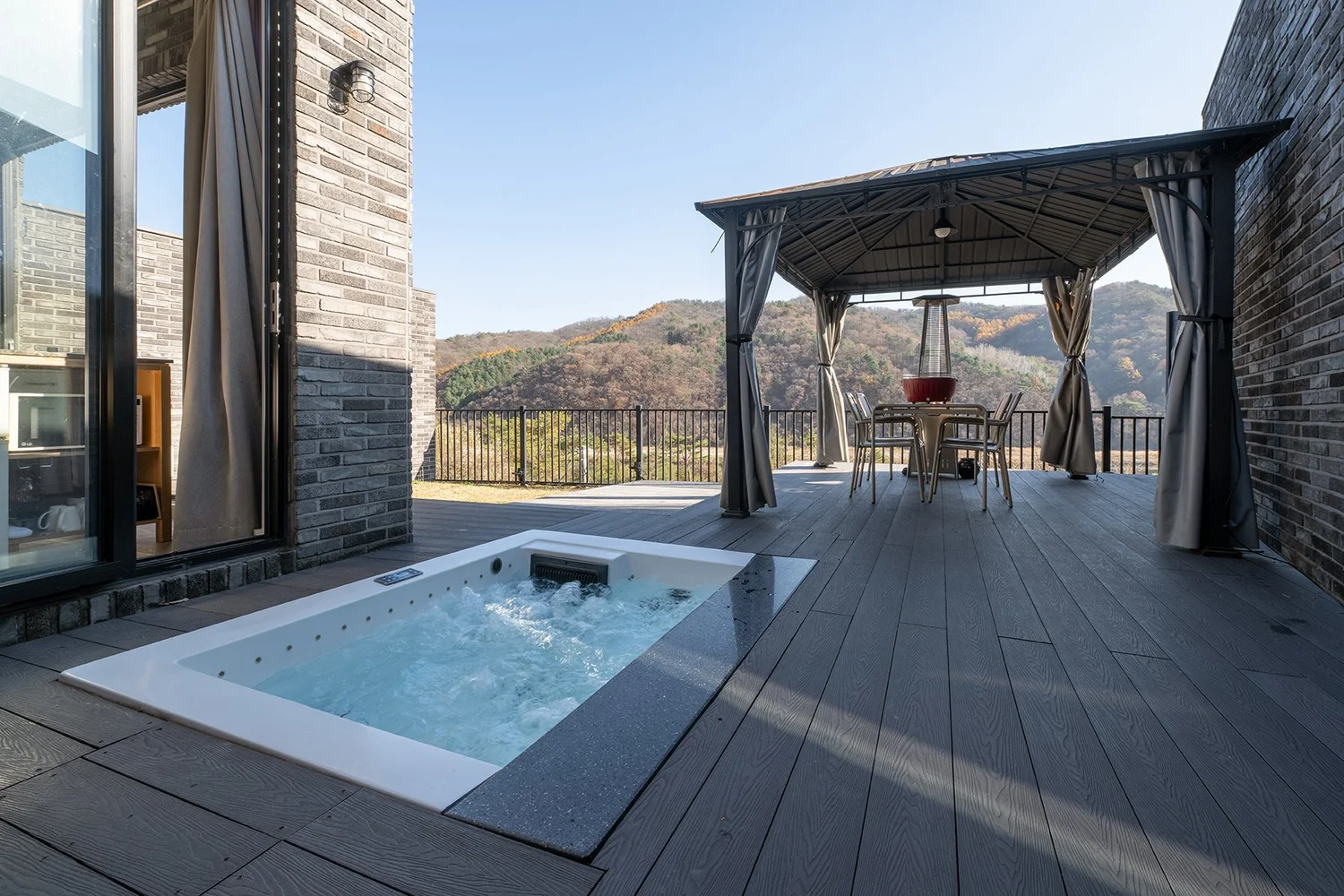 PENTHOUSE — Private Spa & Villa 119 14