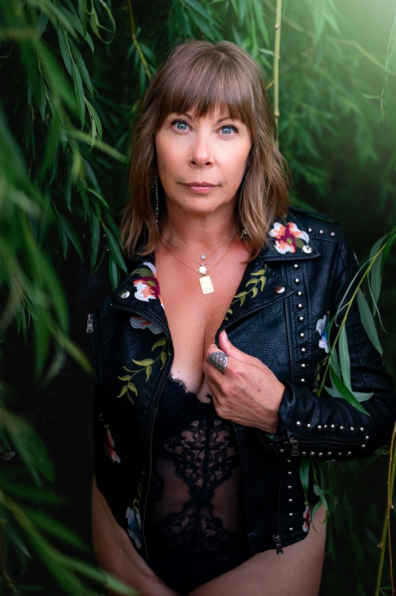 leather-jacket-willow-tree-portrait-boudoir.jpg.jpg