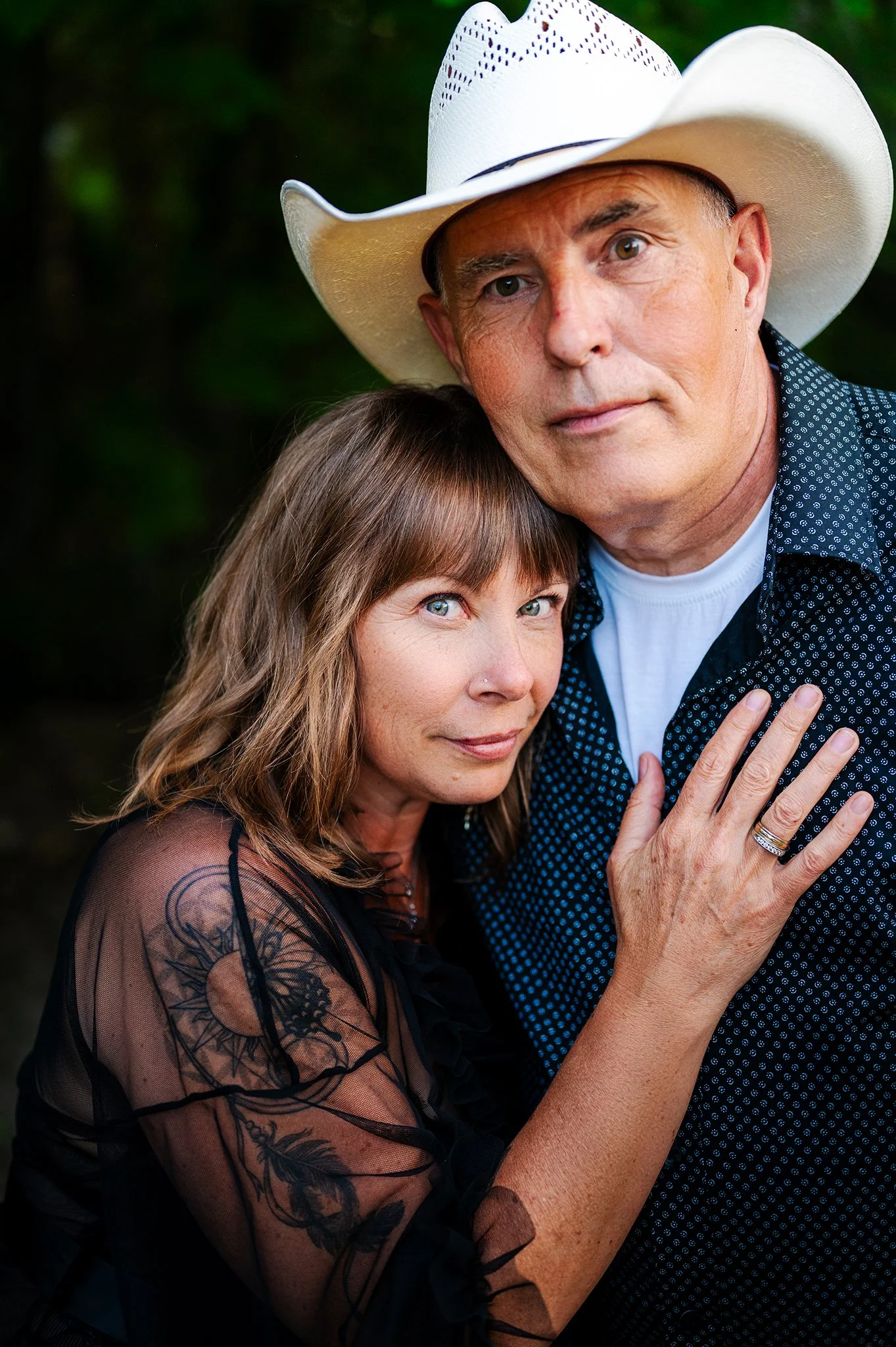 intimate-couple-photography-okanagan-bc.jpg.jpg