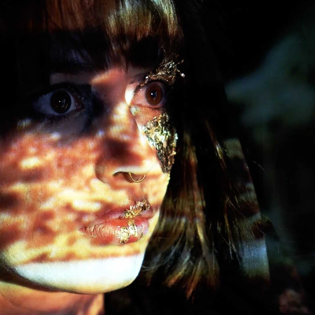 &ldquo;I speak in a language that is not mine, that no one taught me. I speak with the silence of those who came before me.&rdquo; &ndash;Alejandra Pizarnik-

@maisondouce_art