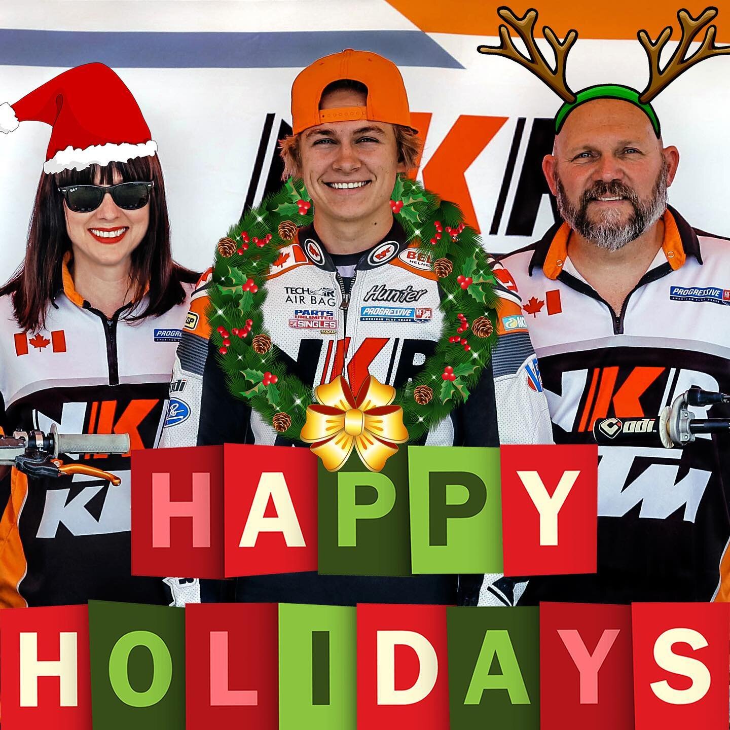 HAPPY HOLIDAYS EVERYONE! Big🥂 to all our fans, supporters and our flat track family. We wish you all the best over the holiday season.
❤️The NKR KTM posse🎄☃️ 

@ktmusa @ktm_canada  @vanceandhines @hinsonracing @wp_suspension_usa @twentysix_suspensi