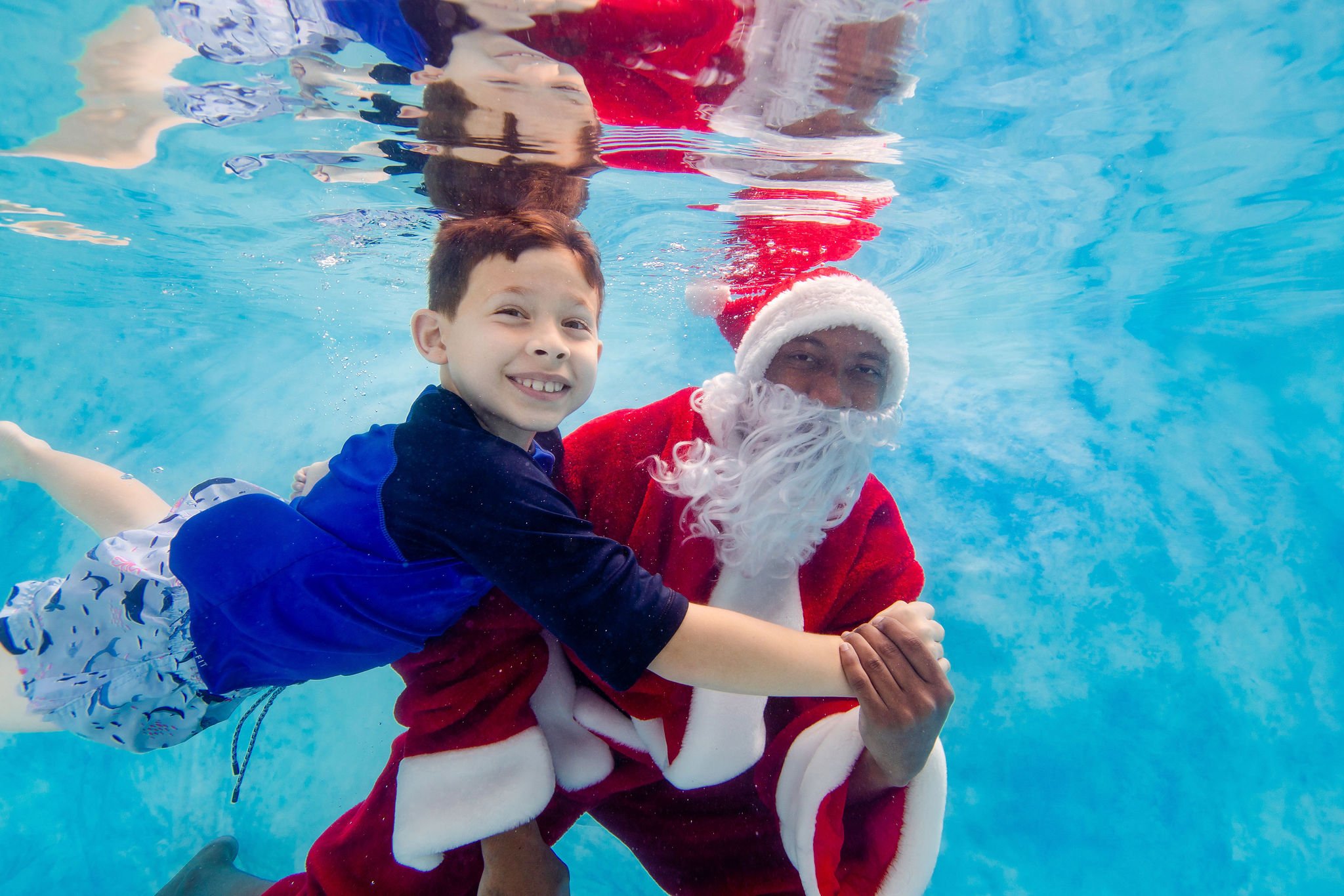 SwimwithSantaWatersafe-96.jpg