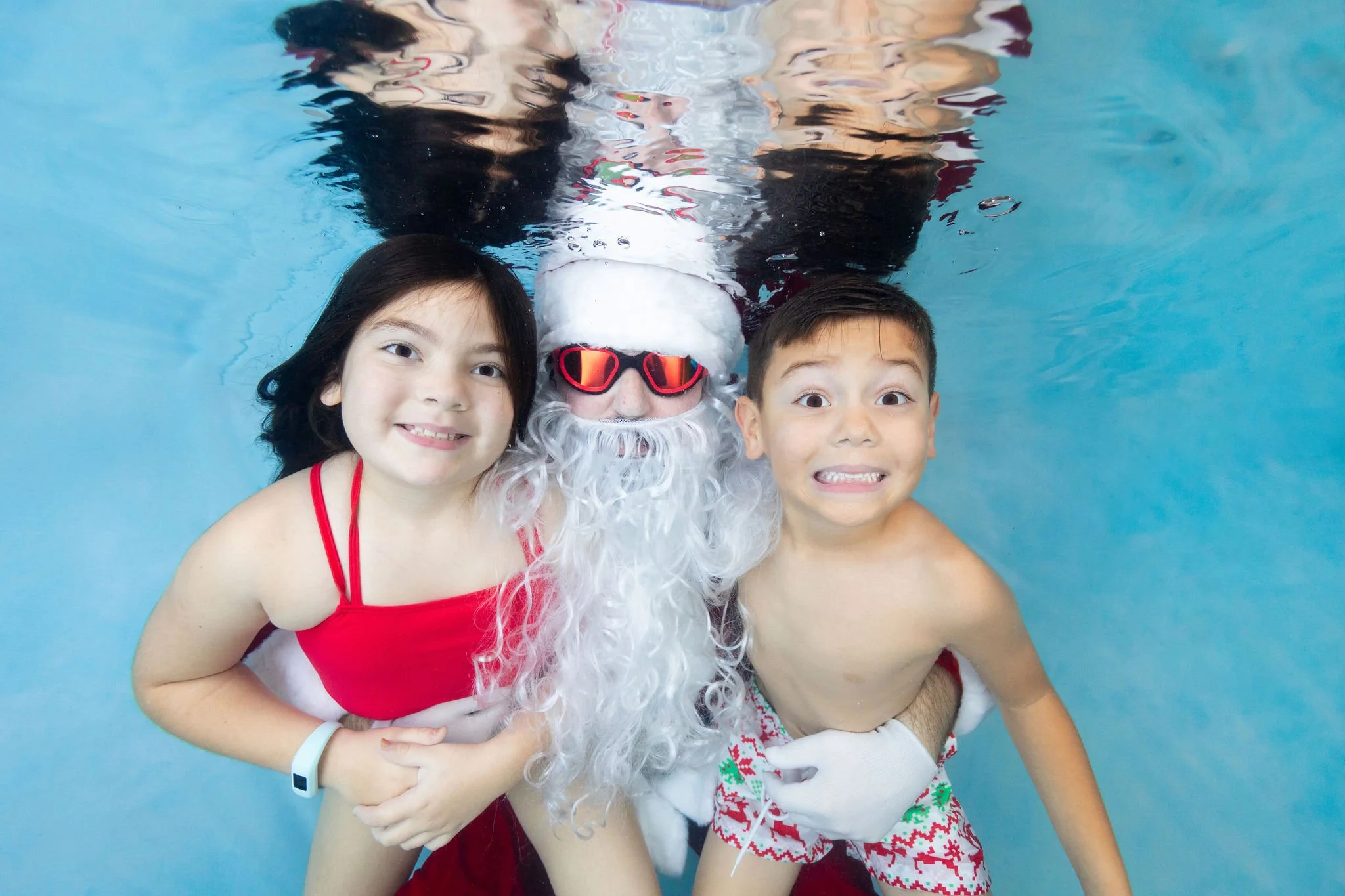 LeagueCityUnderwaterSanta-13.jpg