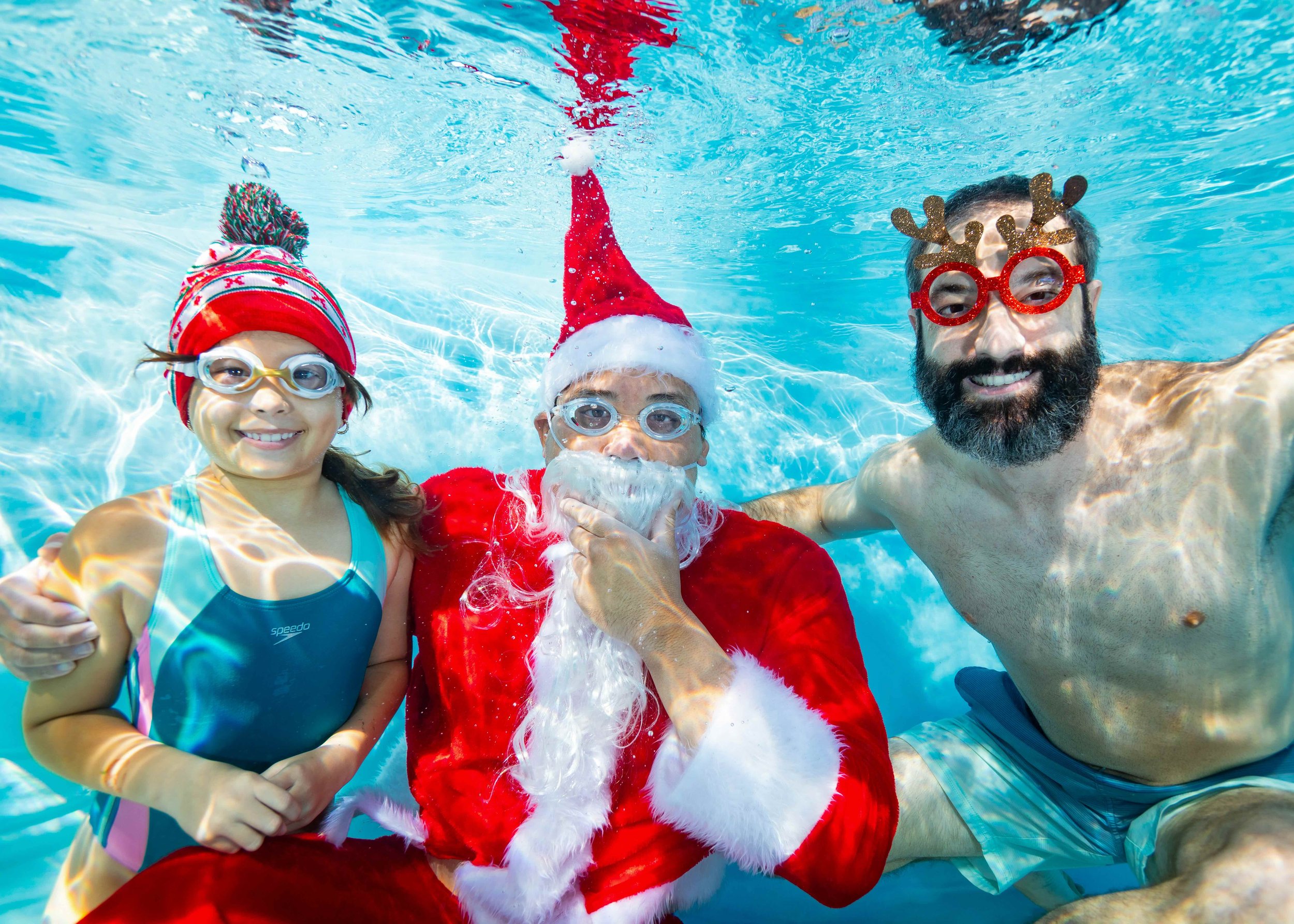 MVNUnderwaterSanta-18.jpeg