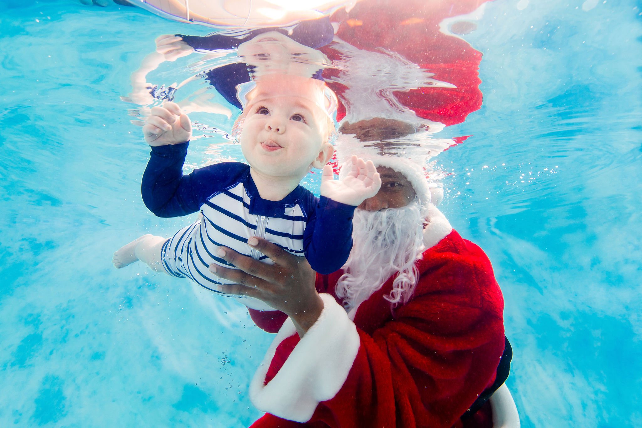 SwimwithSantaWatersafe-88.jpg