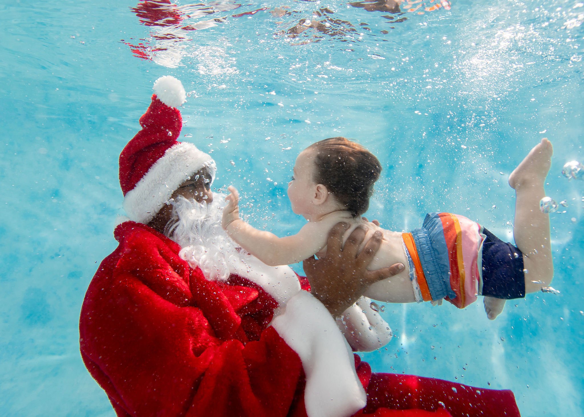 SwimwithSantaWatersafe-50.jpg