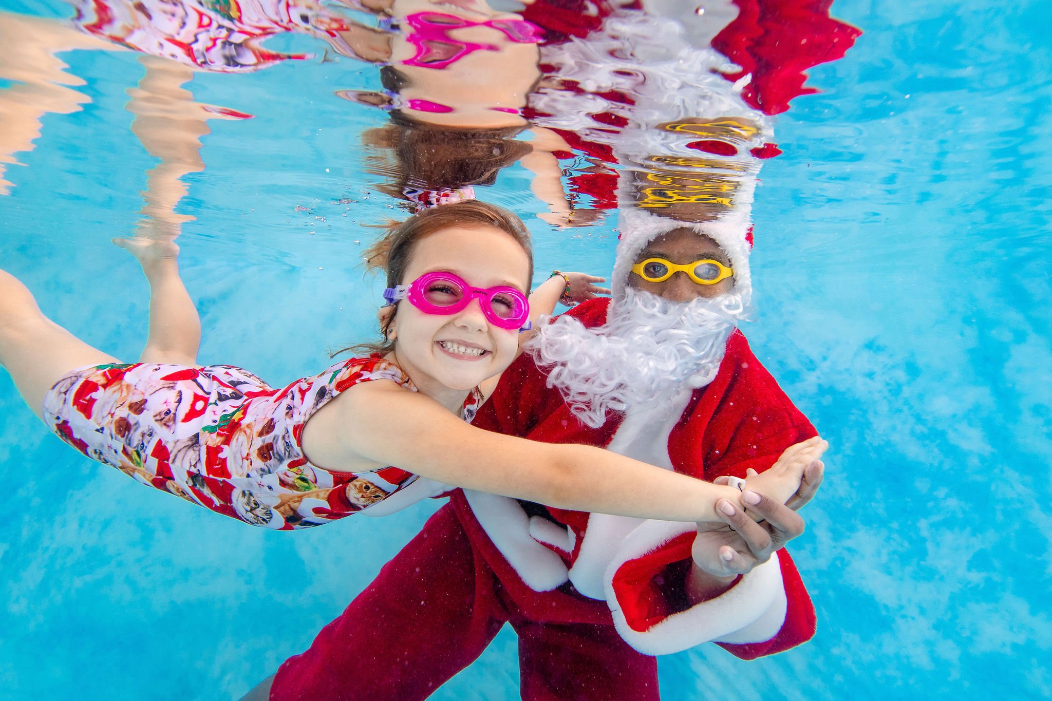SwimwithSantaWatersafe-212.jpg