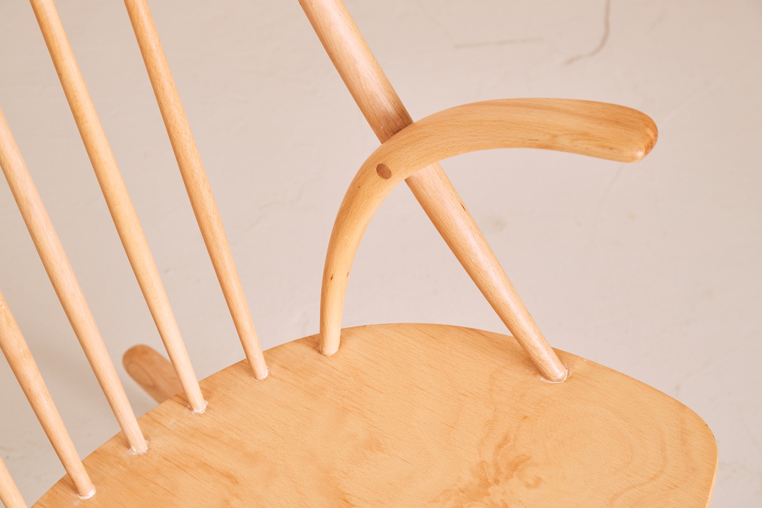 Illum Wikkelsø Niels Eilersen IW3 Rocking Chair Mid Century Vintage Danish Furniture