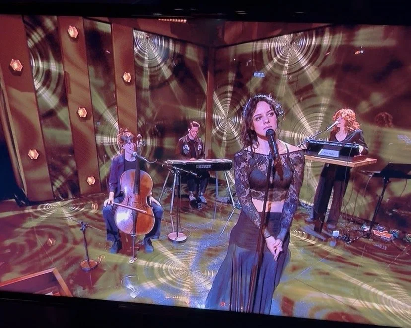 EARTH bij Tijd voor Max