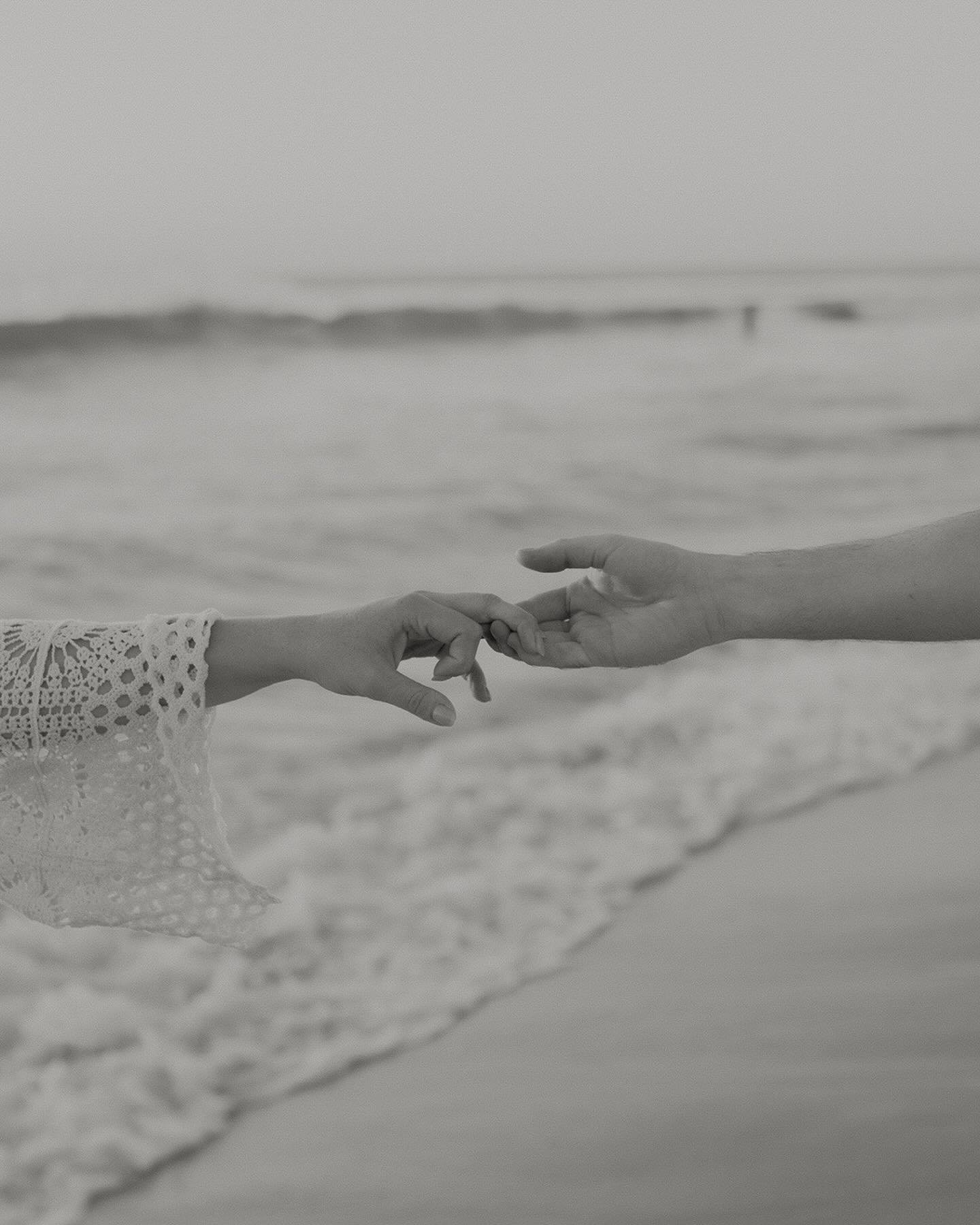 T + M 🐚

.
.
.
.
.

#margaretriverweddings #elopementphotographer #downsouthweddings #southwestweddings #marrydownsouth #bridetobe #weddinginspo #weddingdress #destinationweddings #weddings #weddingphotographer #weddingideas #perthweddingphotographe