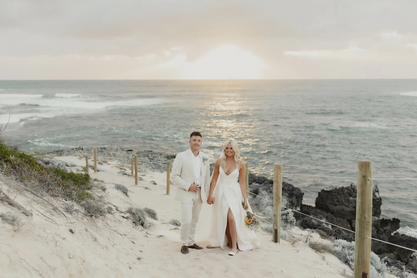 C + L

#southwestweddings #beachwedding