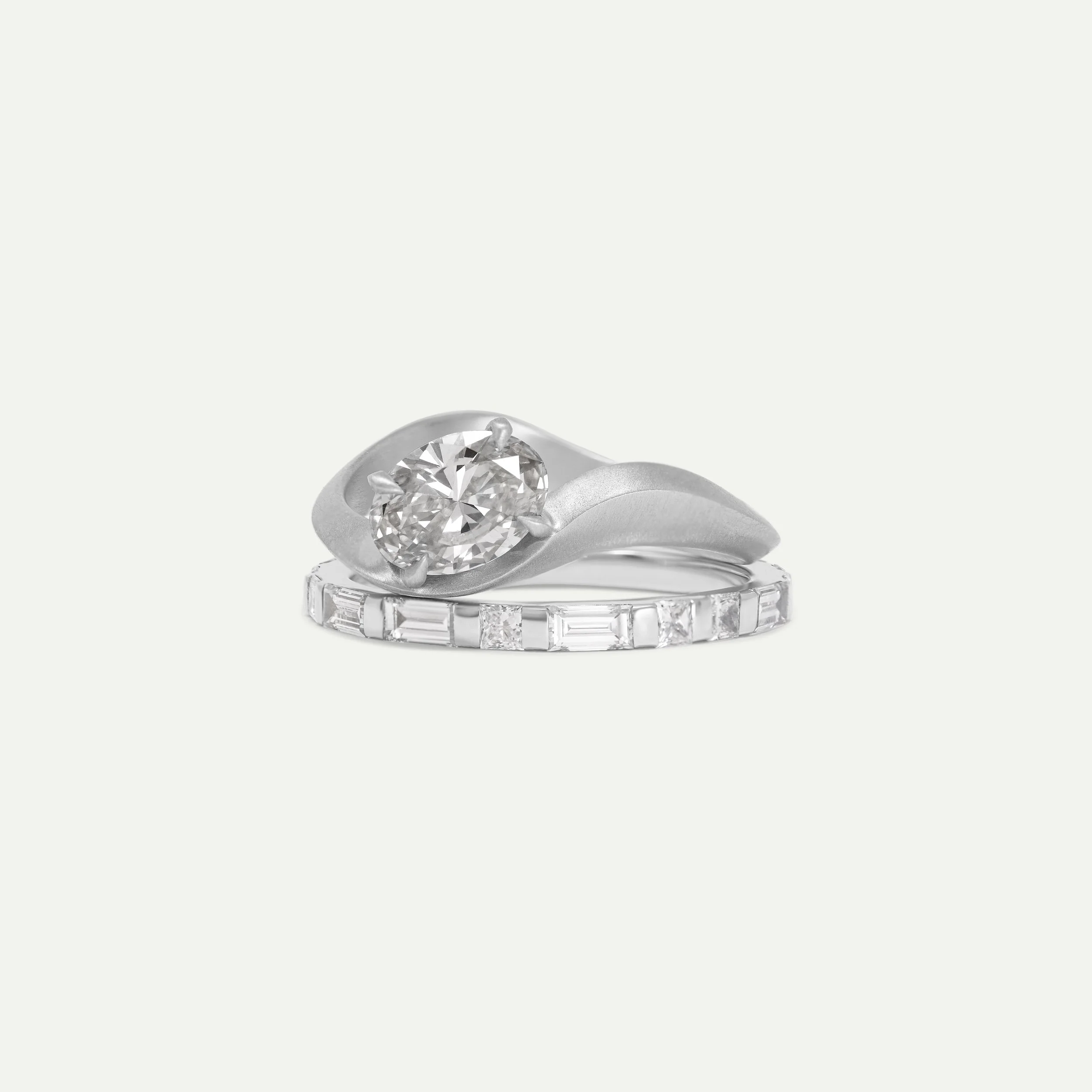 whisper-ring-platinum-oval-diamond-morse-edxulondon.jpg