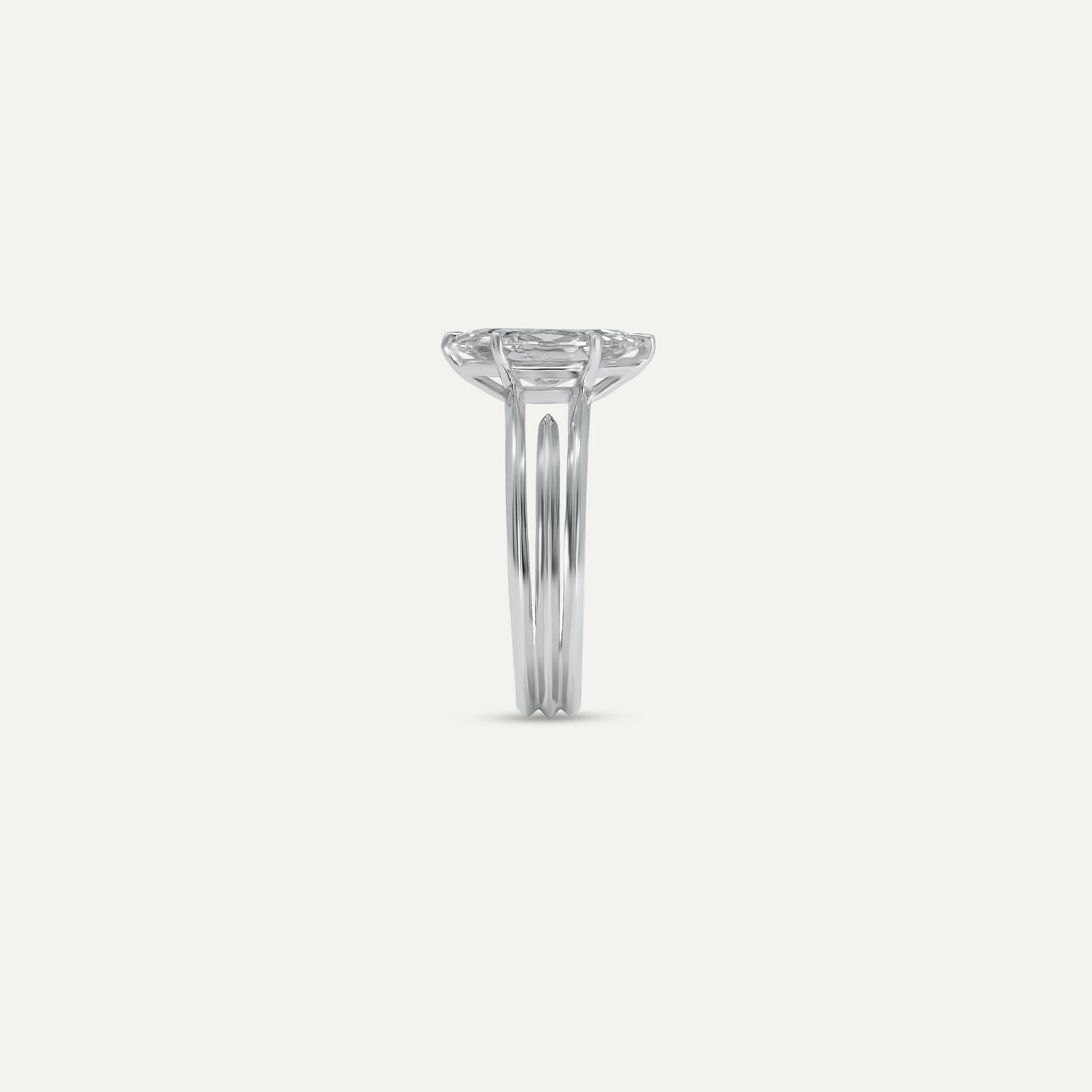 linux-ring-platinum-marquise-diamond-edxulondon-side.jpg