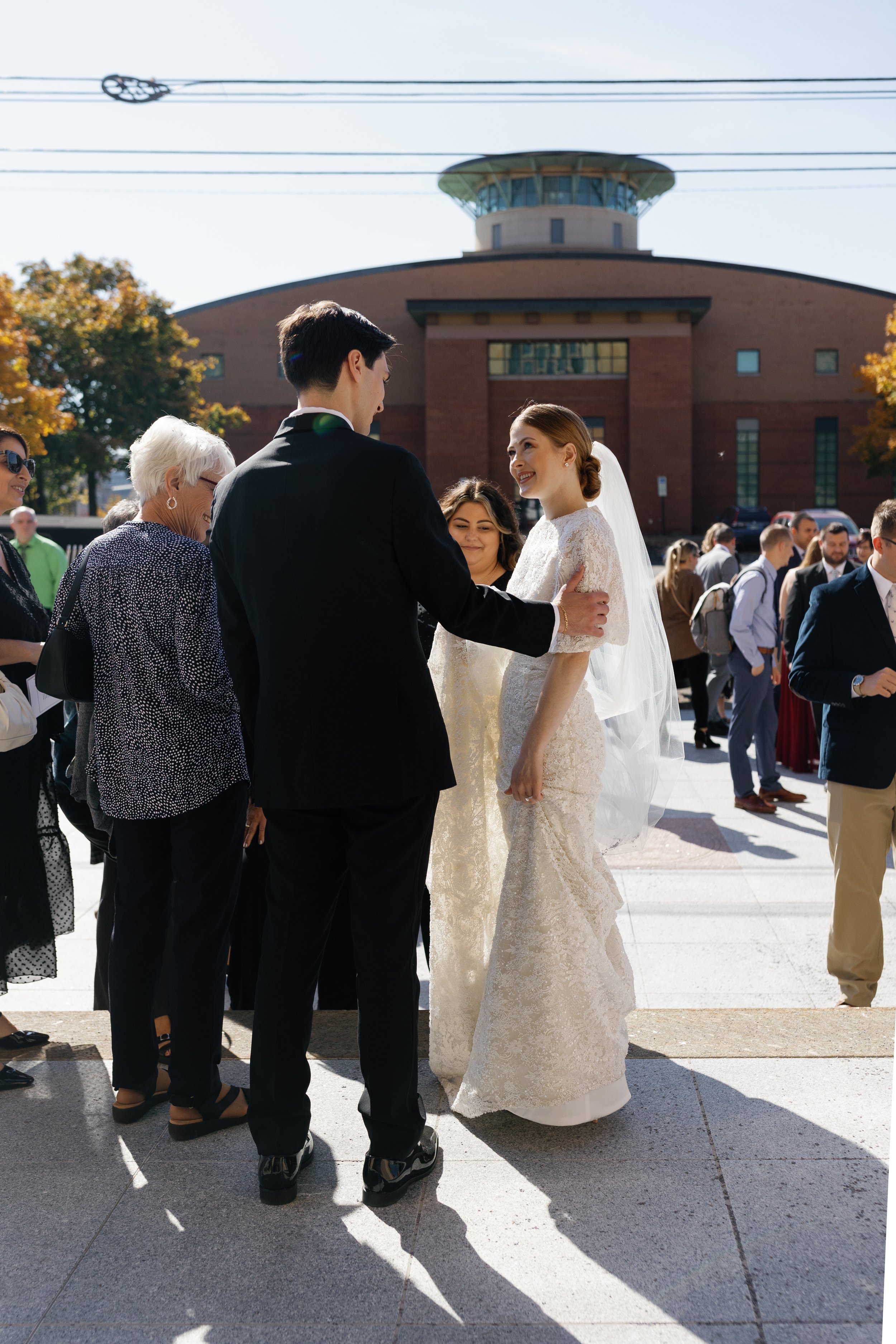 Romantic Wedding in Downtown Ohio Youngstown