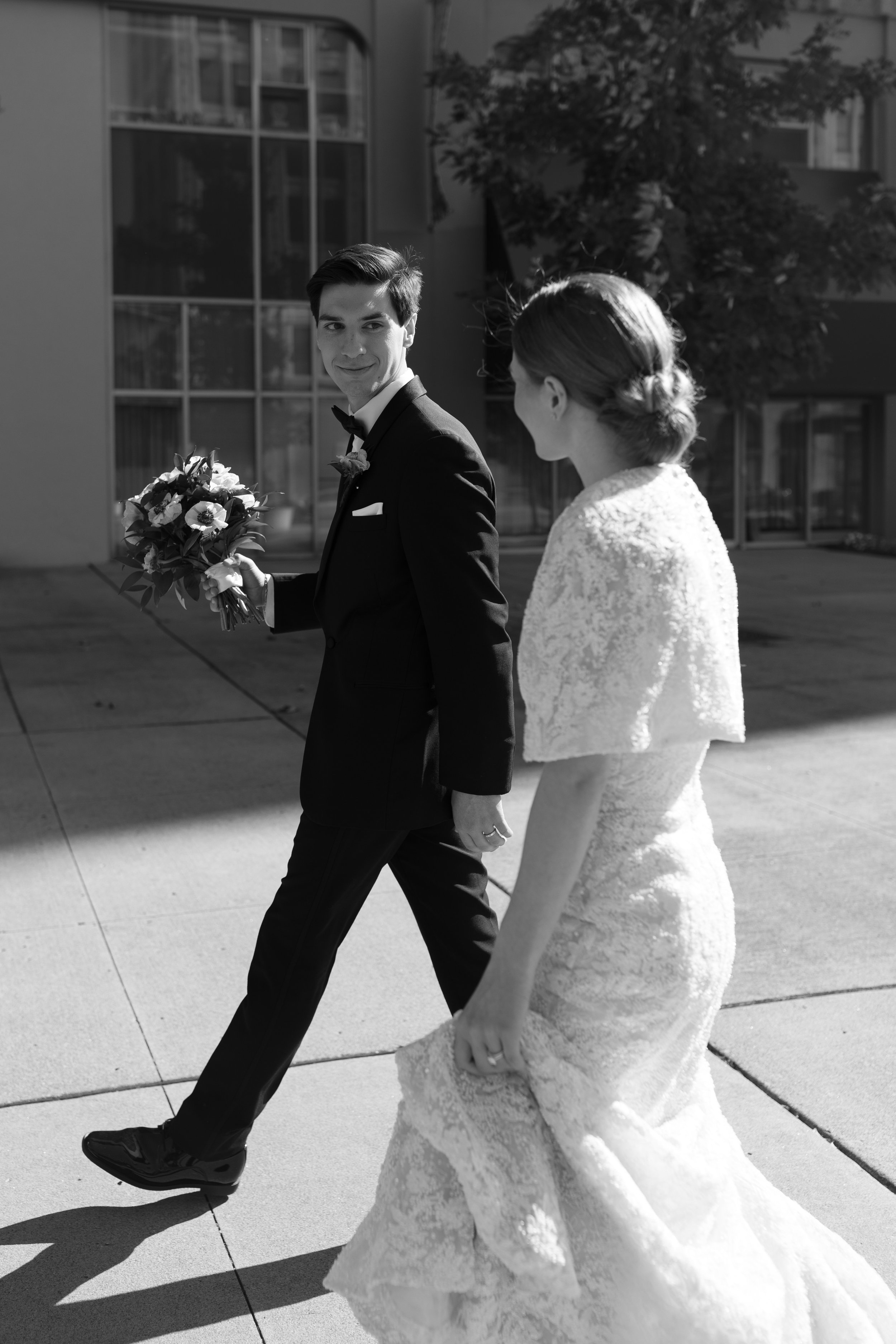 Romantic Wedding in Downtown Ohio Youngstown