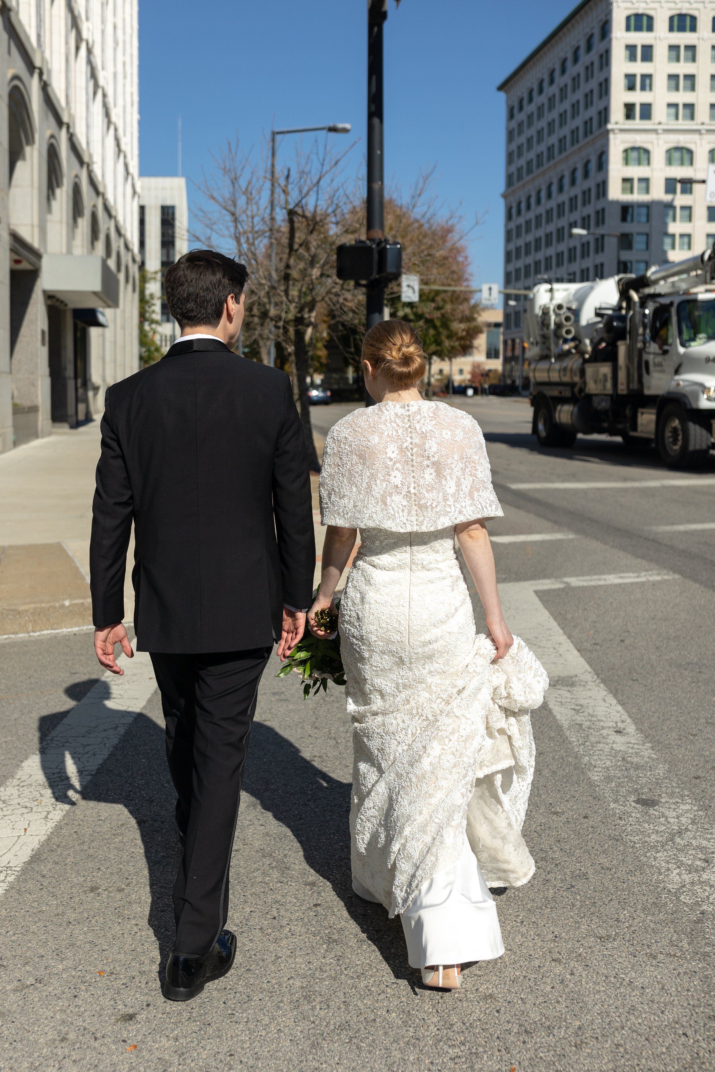 Romantic Wedding in Downtown Ohio Youngstown