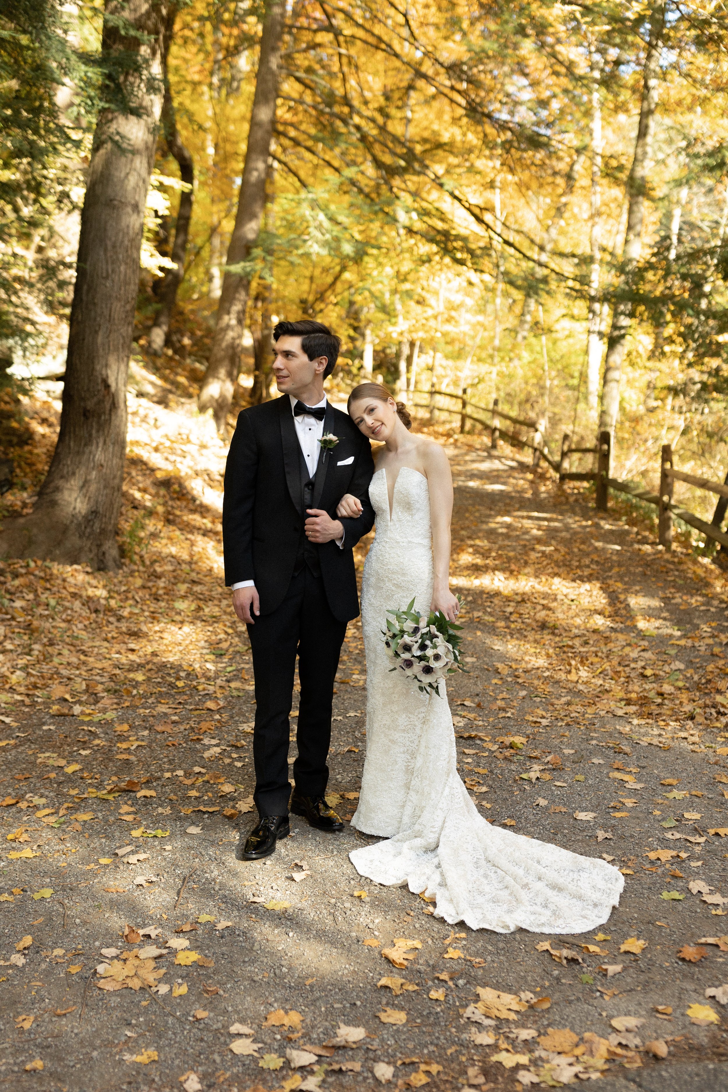 Romantic Wedding in Downtown Ohio Youngstown