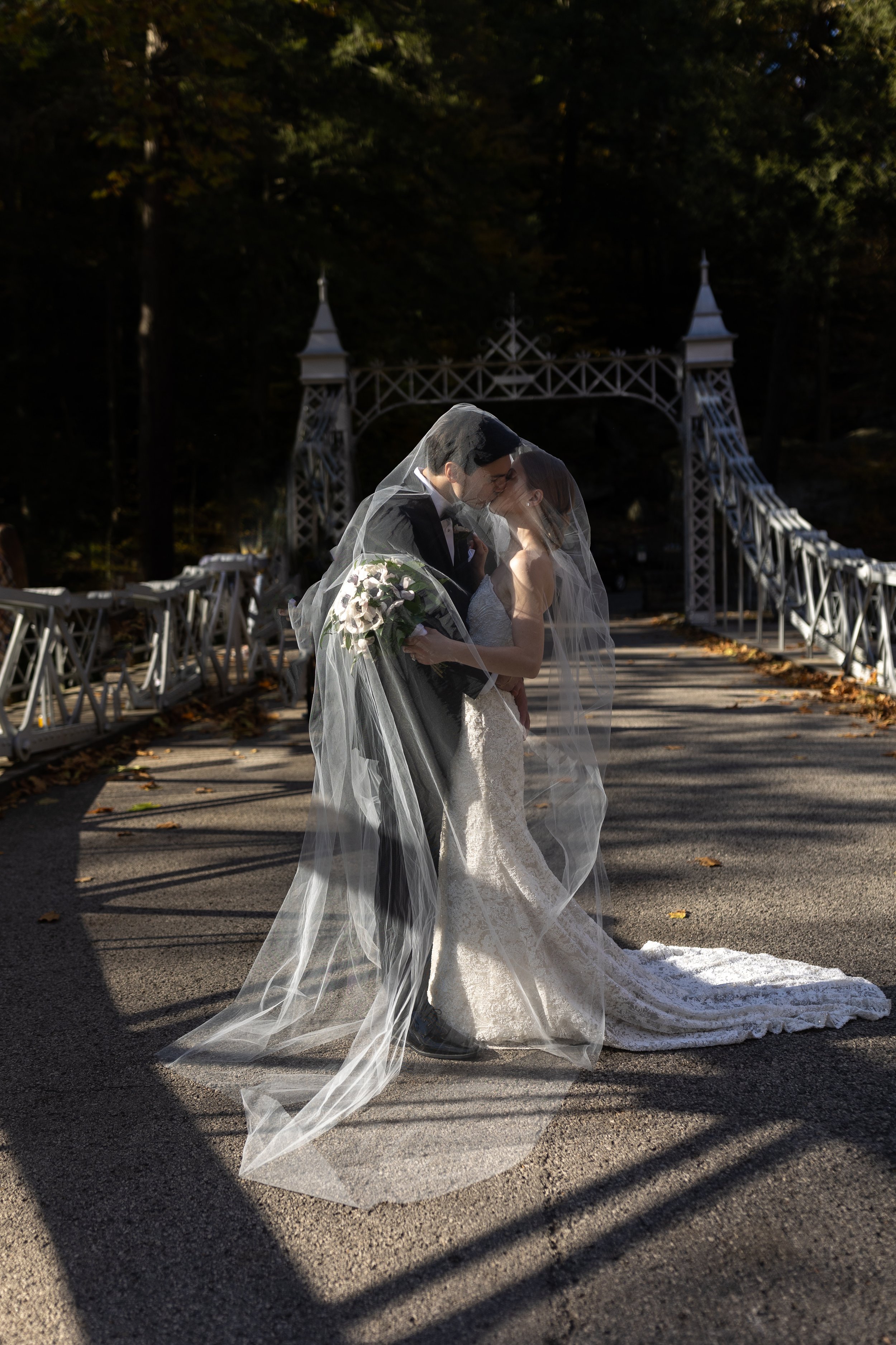 Romantic Wedding in Downtown Ohio Youngstown