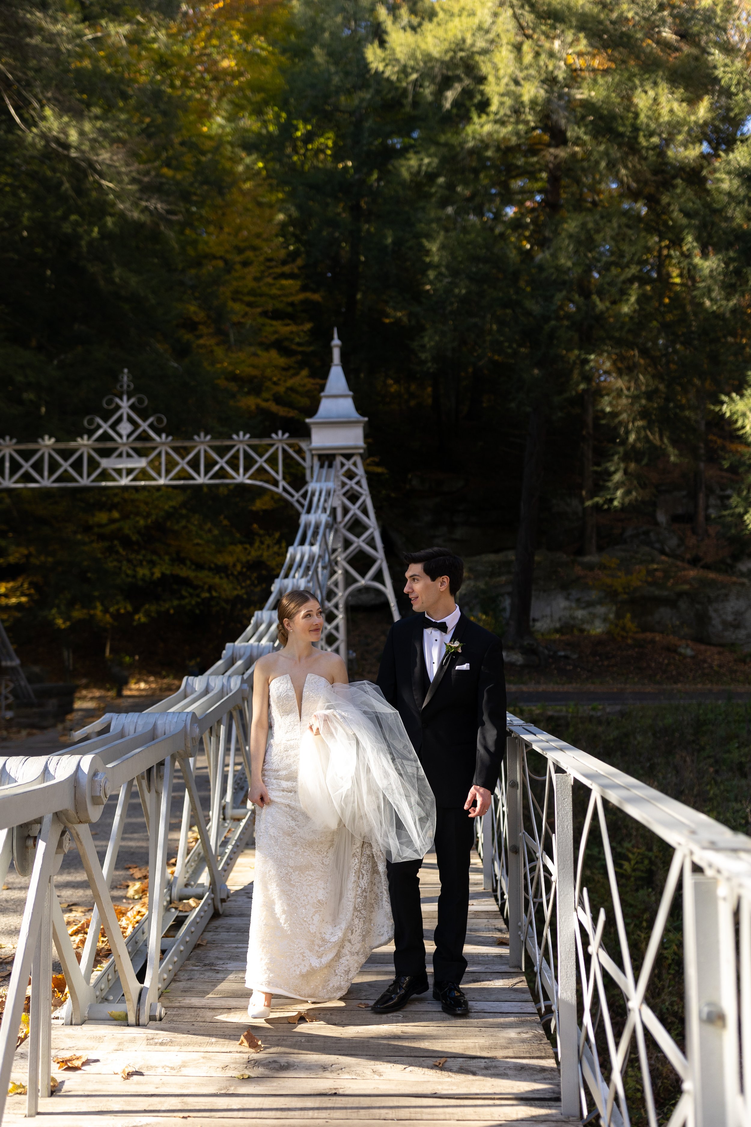 Romantic Wedding in Downtown Ohio Youngstown