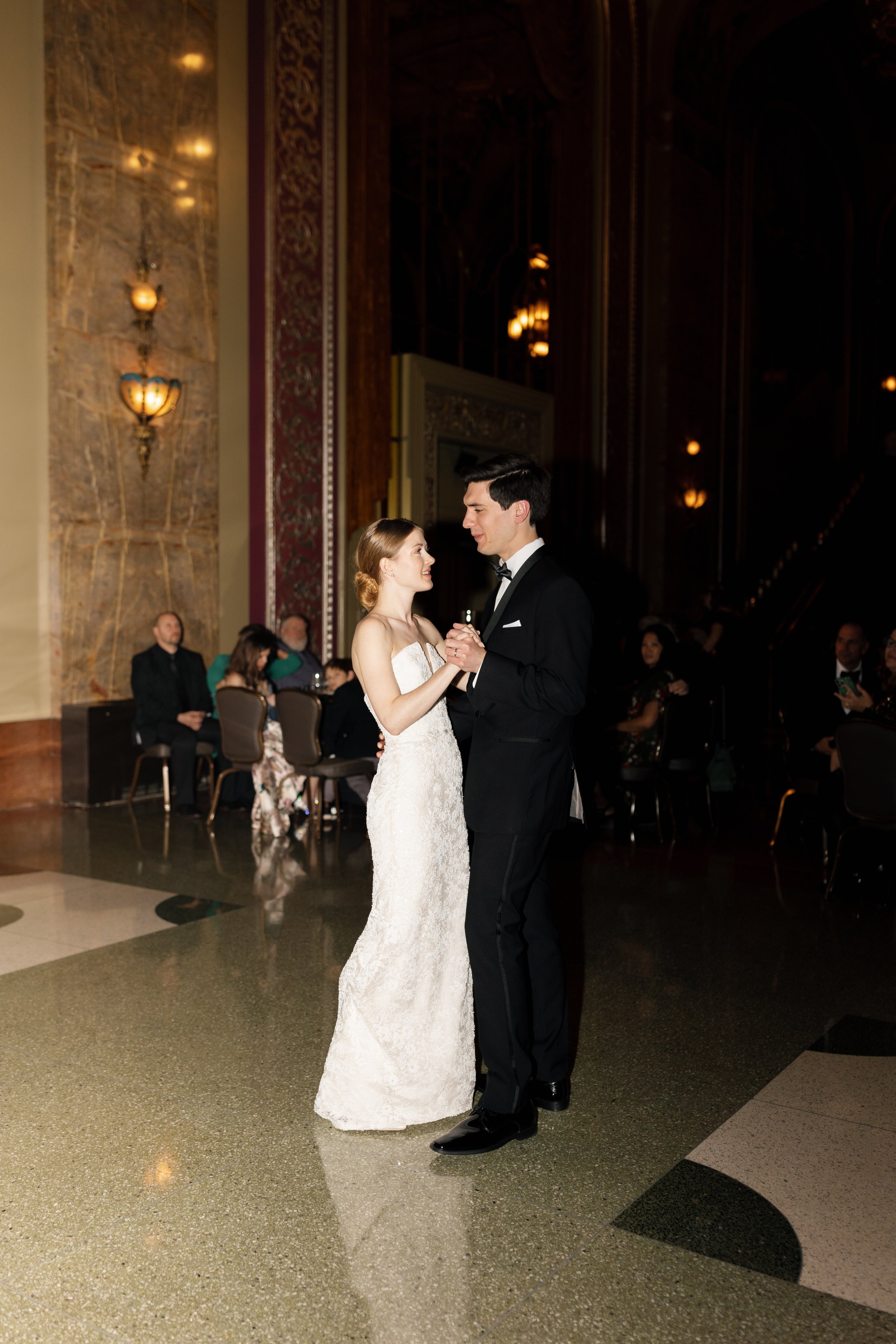 Romantic Wedding in Downtown Ohio Youngstown