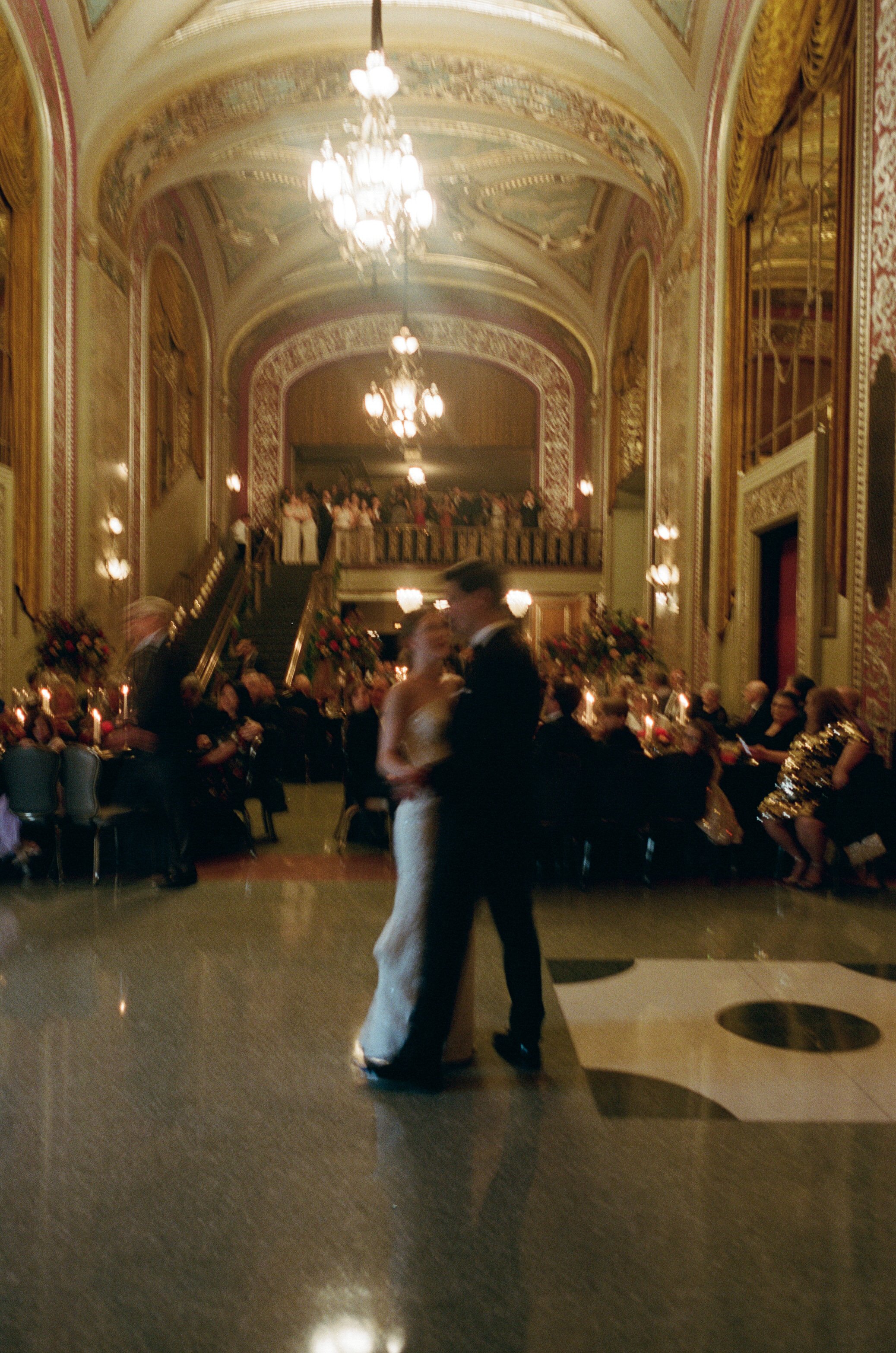 Romantic Wedding in Downtown Ohio Youngstown