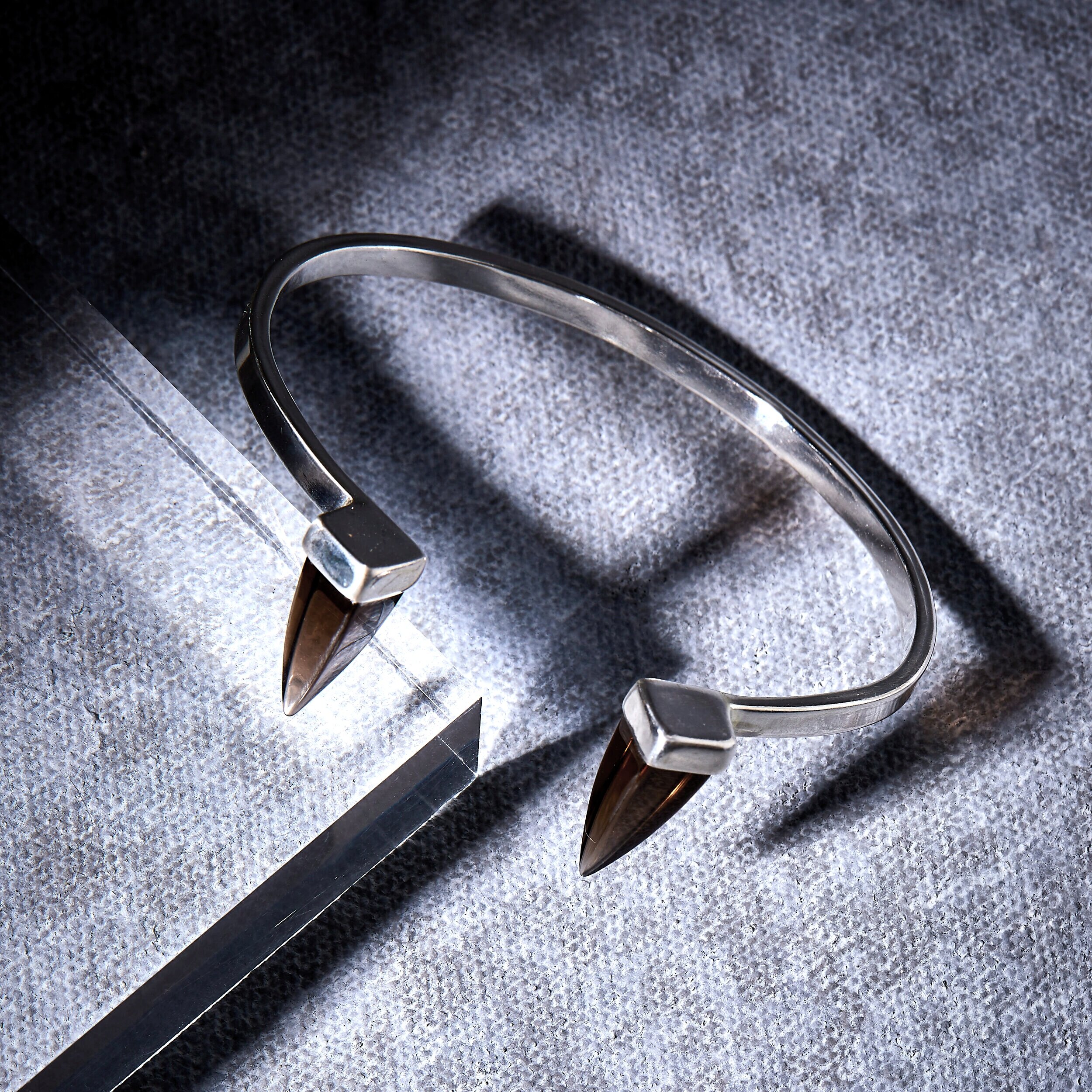 Fang Bangle Silver