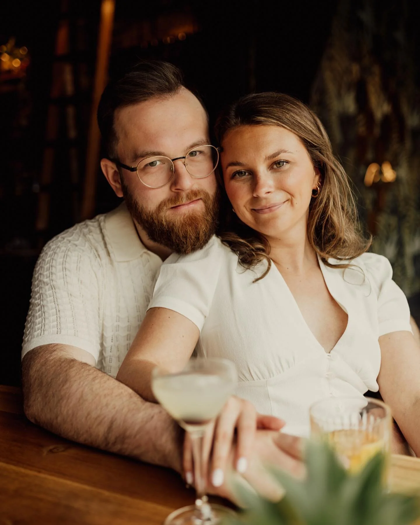 &lsquo;tis the season for engagement sessions 🥂