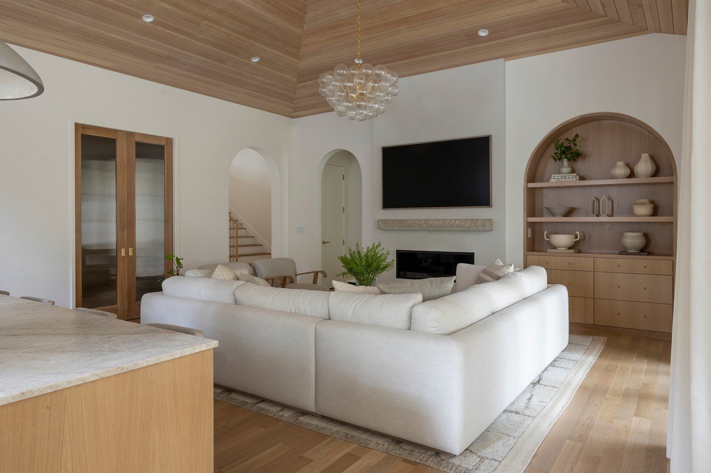 Mixon at #midwayhollow⁠
⁠
@laurenloganphotography ⁠
@jordanmadisondesign⁠
⁠
#dallasarchitecture #dallasdesign #dallasarchitect#residentialarchitecture #Dallas #womanownedbusiness