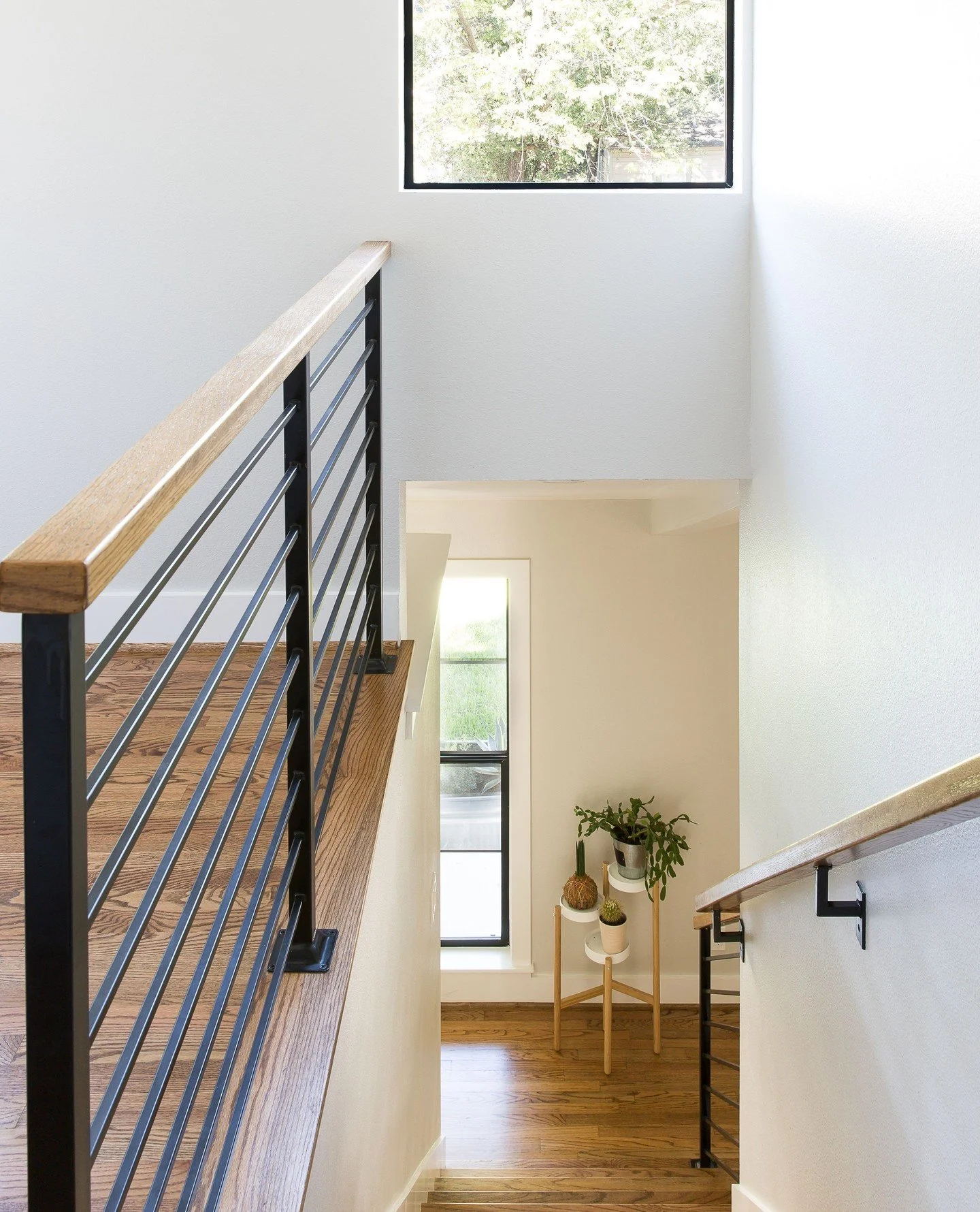 Flashback to our first ever project as VeuxDeux Design! We tore off the roof and added a second floor to this home in #NorthStonewallTerrace ⁠
⁠
#dallasrenovation #dallasarchitecture #dallasdesign #dallasarchitect #eastdallas #residentialarchitecture