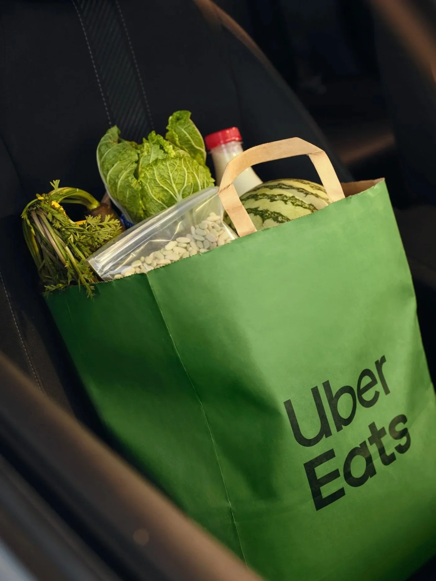 443250720_GH_UberEats_FreshGrocery_Car_Delivery_USC_5885_VS_R4.jpg