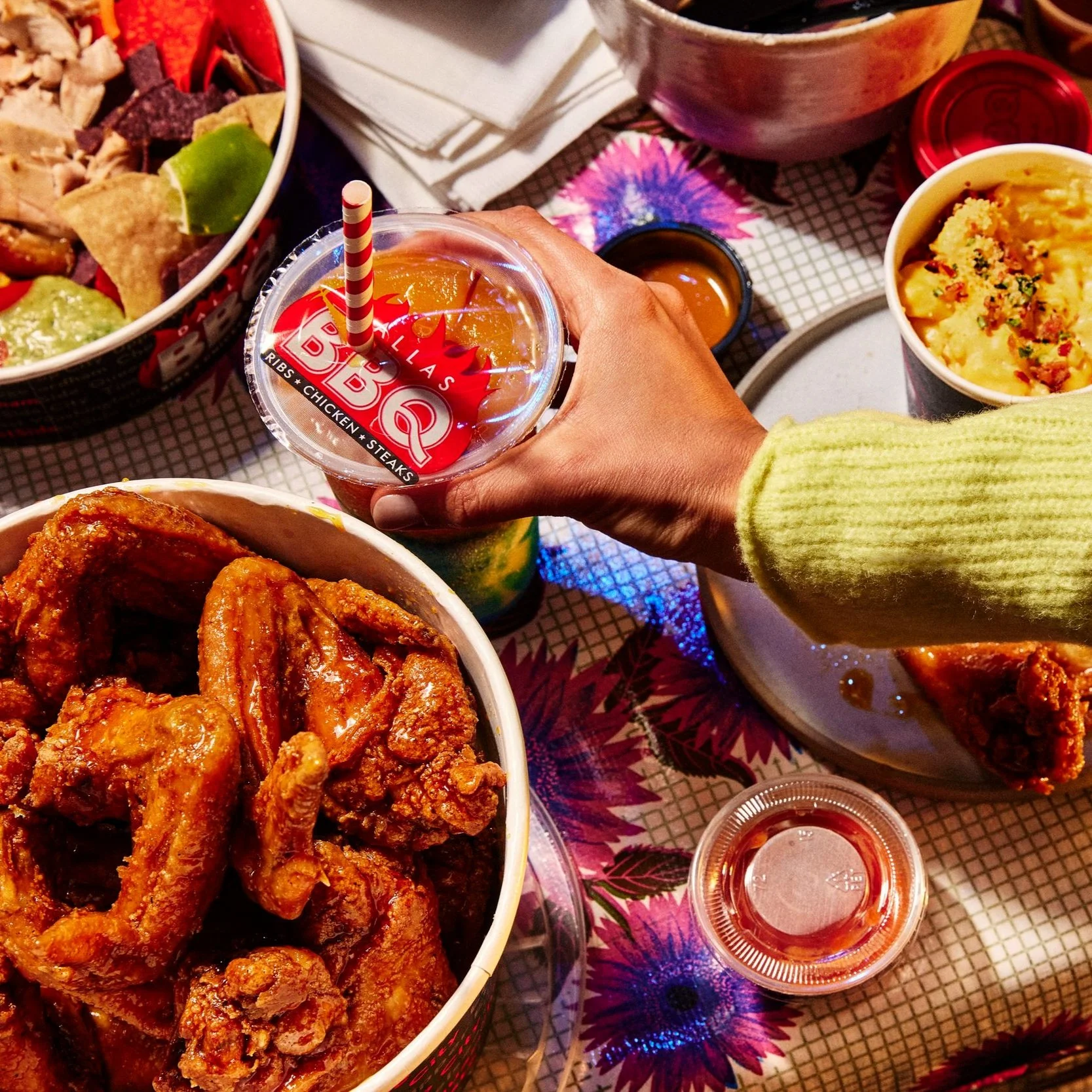 UberEats_SB_Dallas_BBQ_2_0103_C.jpg