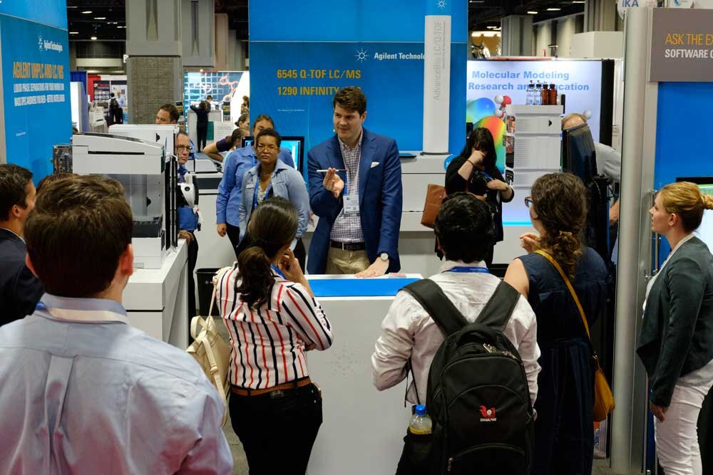 41 Trade Show Booth Ideas That Attract Visitors — Trade Show Labs