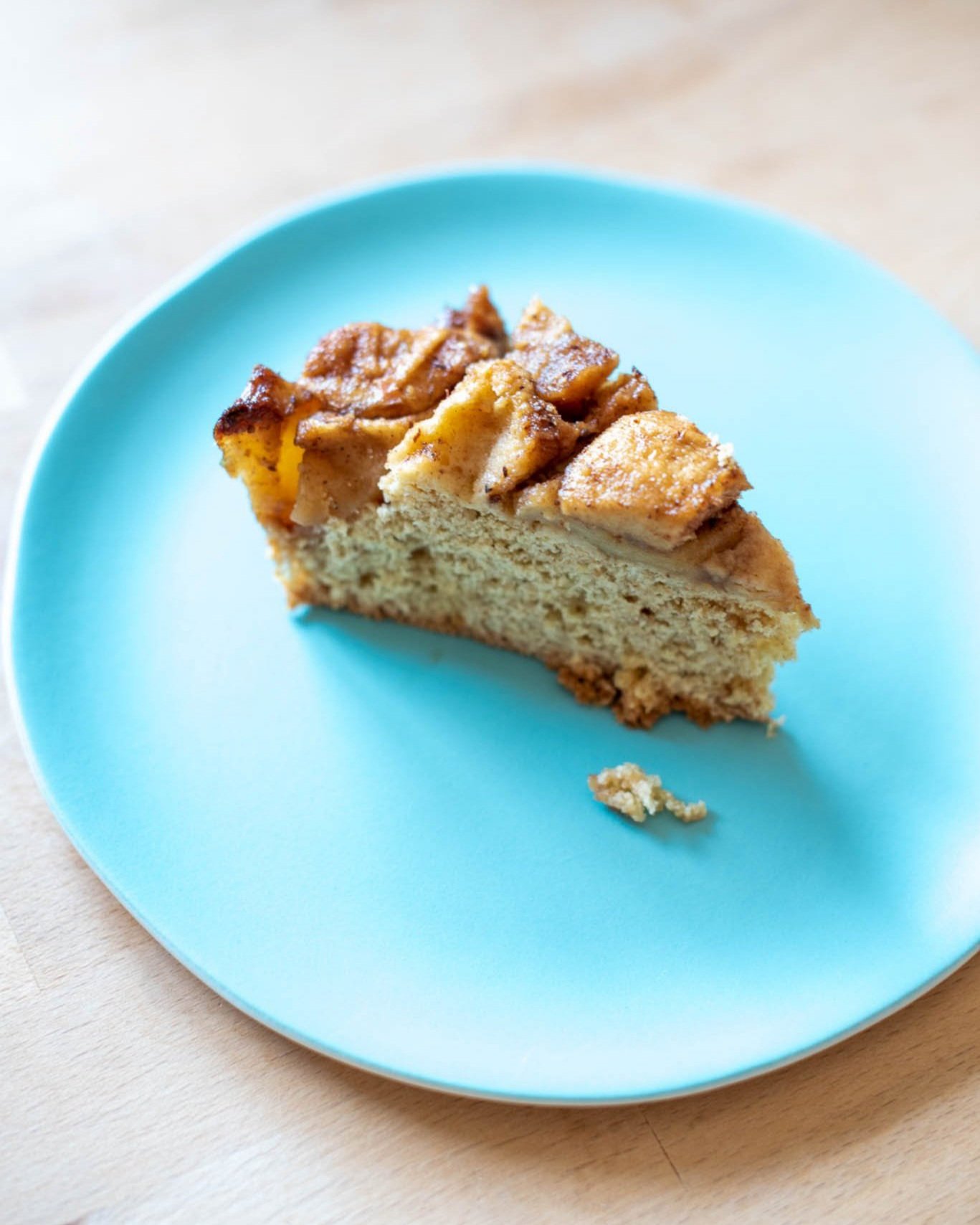 Gâteau renversé pomme, vanille et cardamome