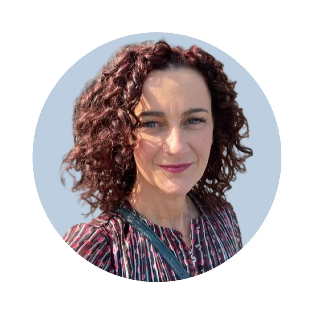 Licensed massage Therapist providing medical grade lymphatic massage vodder technique  