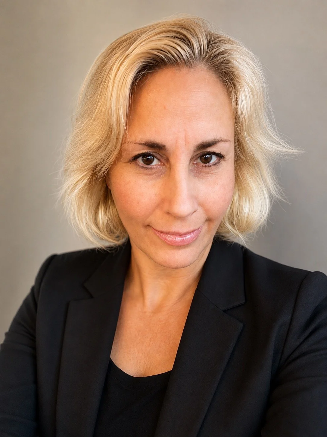 Anita Valentin LMT deep tissue sports massage rehab massage 