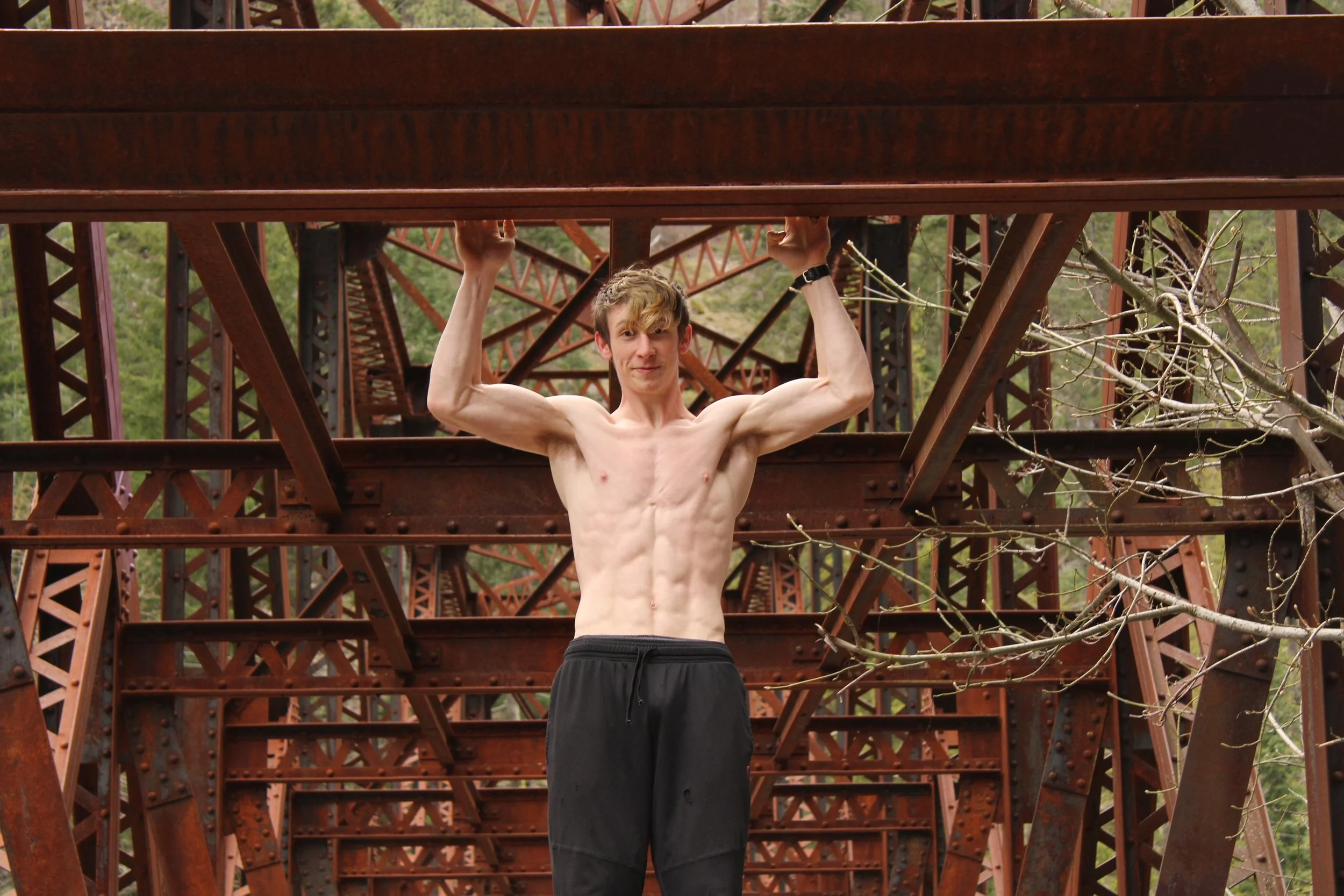Athlete uses calisthenics to elevate fitness