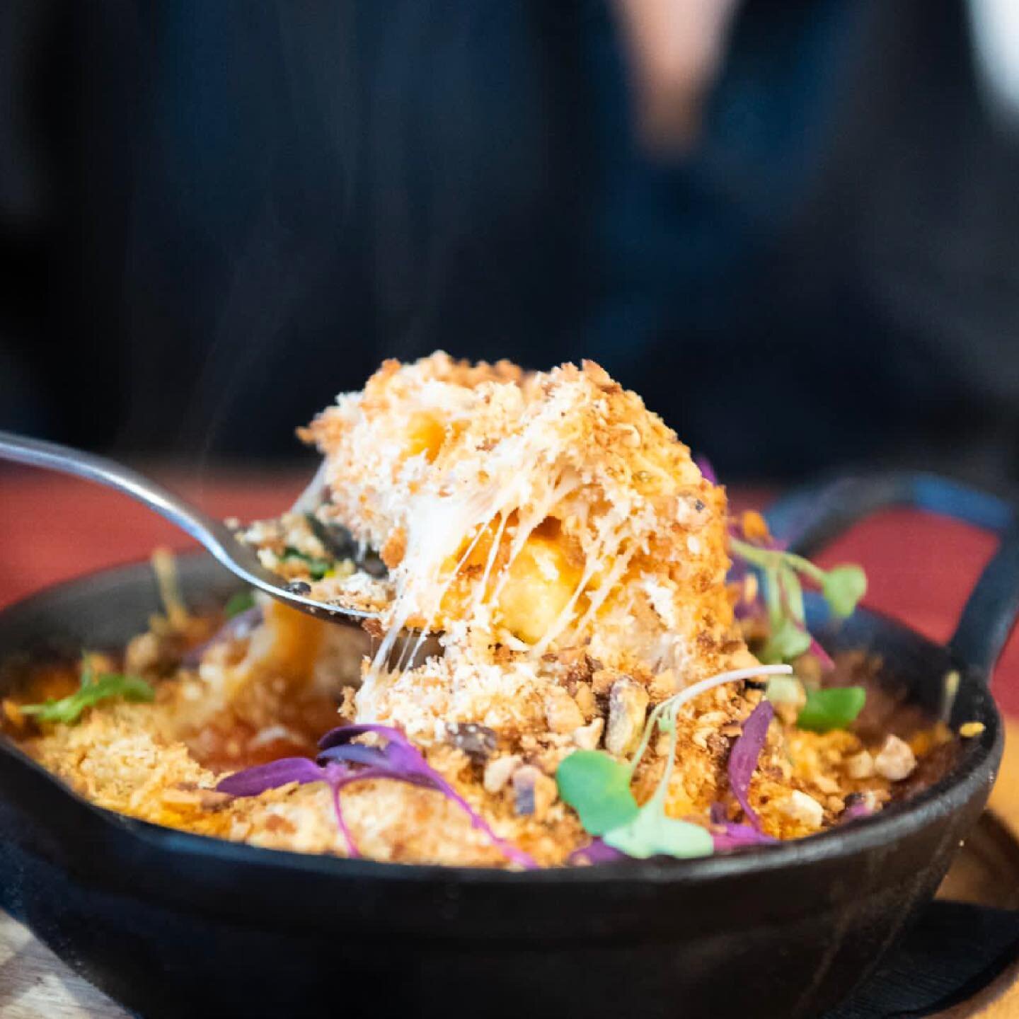 Pasta for dinner? Yes, Please! Our Potato Gnocchi Au Gratin is one of the newest plates to join the L&amp;T Market + Eatery Menu. Make you reservations for dinner before its booked up. 

#lettuceandtomato #northmiamibeach #miamishores #chefdriven #ea