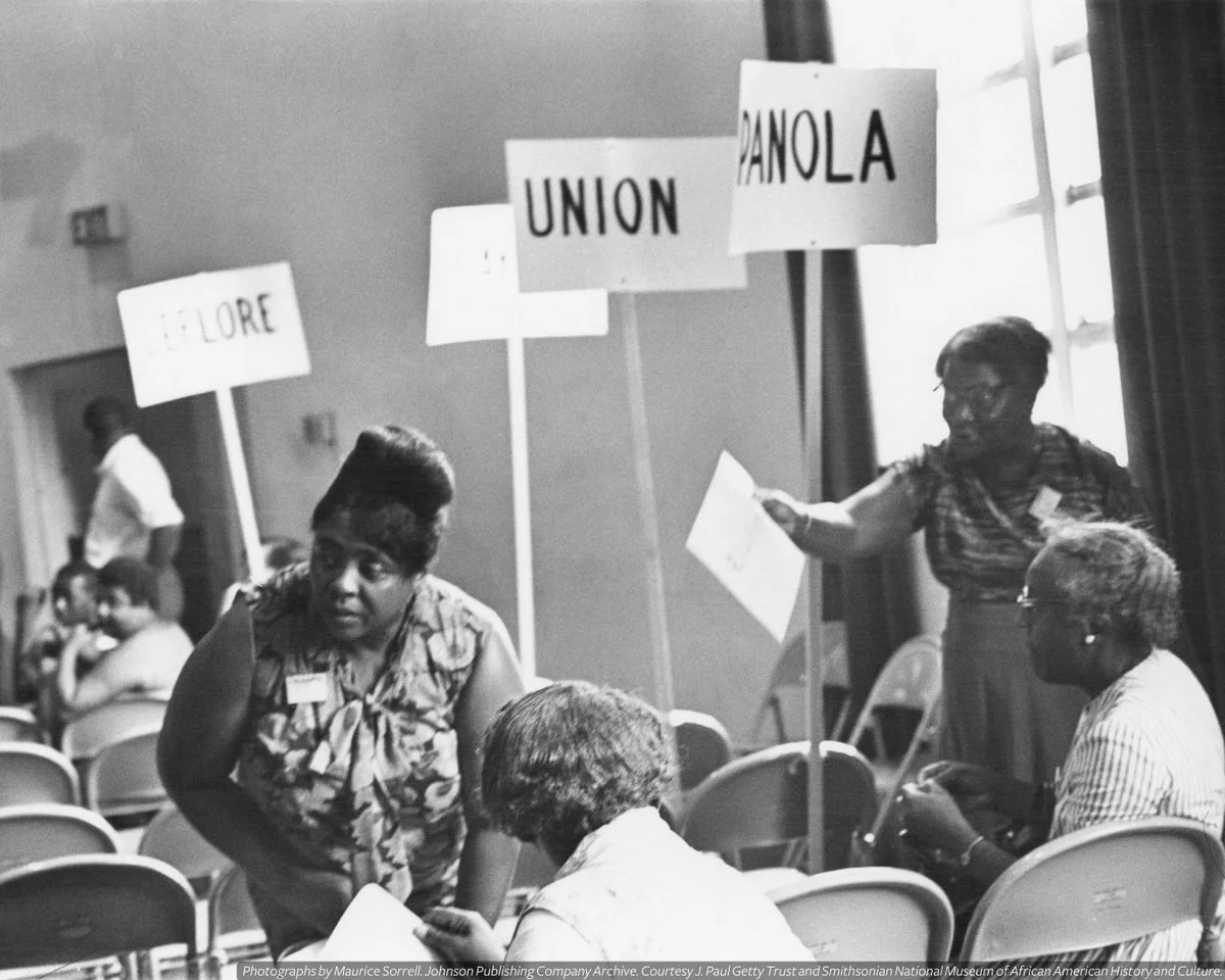 Fannie Lou Hamer garners support for the MFDP.