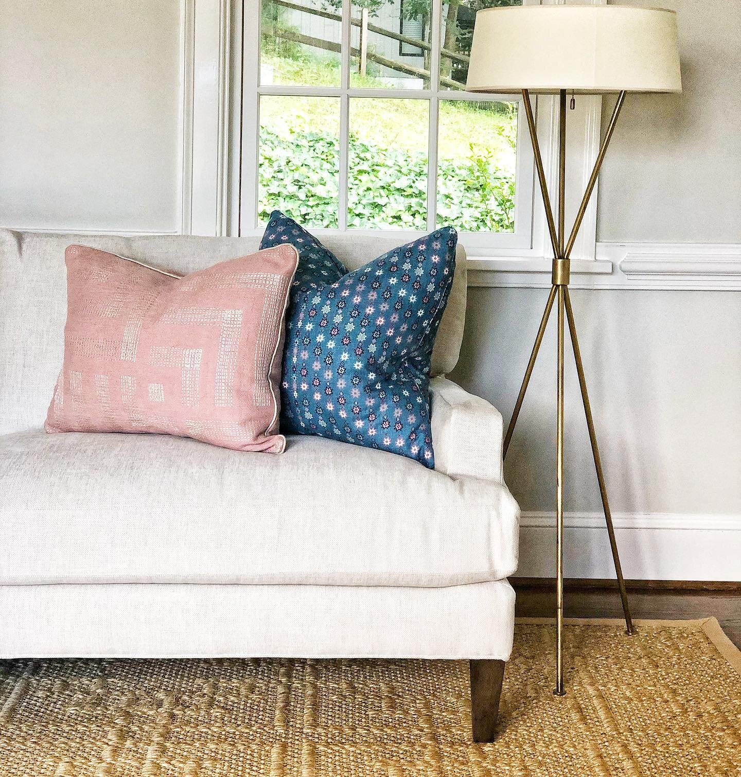 Waited 5 months for this install with @wizziebroachinteriors. Worth the wait! #interiors #interiordesign #757