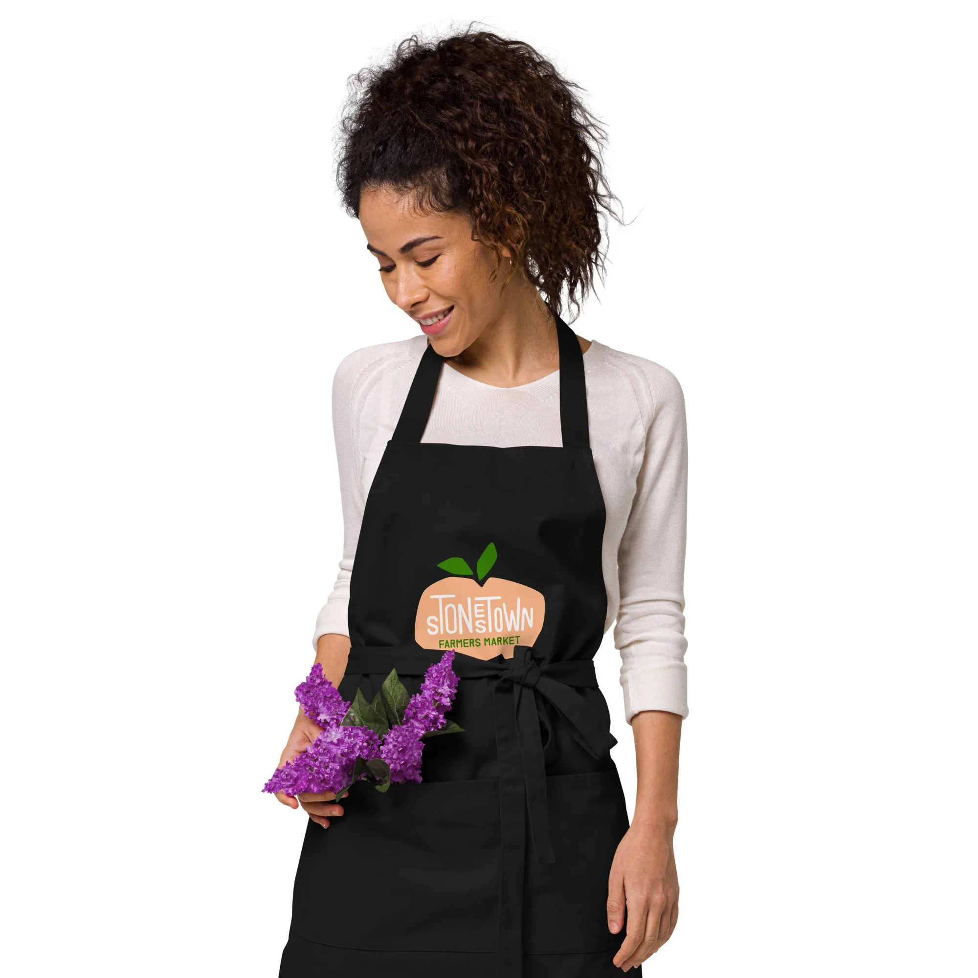 organic-cotton-apron-black-front-2-65bacf4922834.jpg