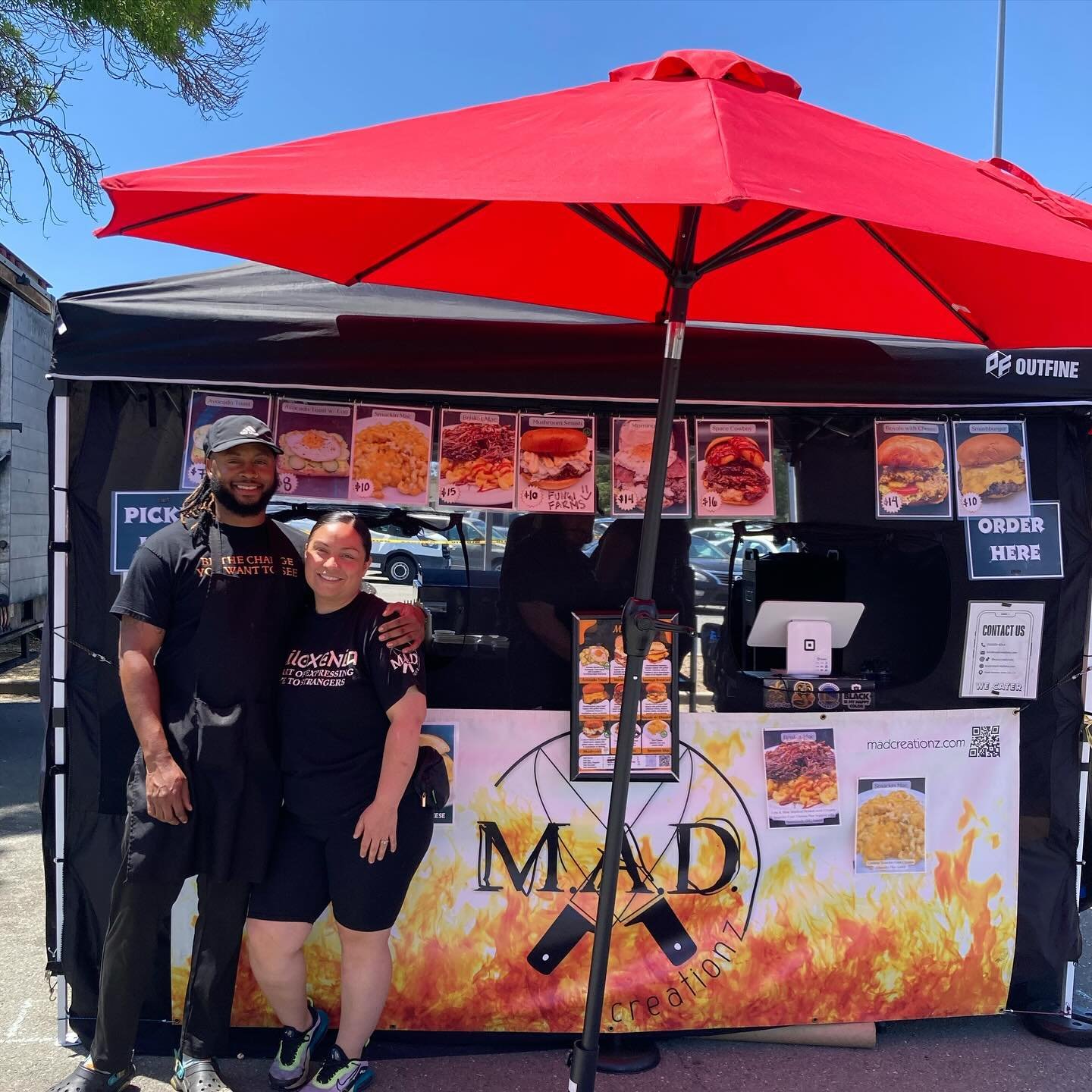 IYKYK ‼️ MAD Creationz just started at the Newark Farmers Market and they are MAD delicious 😋 Menu includes smash burgers and brisket mac n cheese. See you all there, Sundays 9-1!