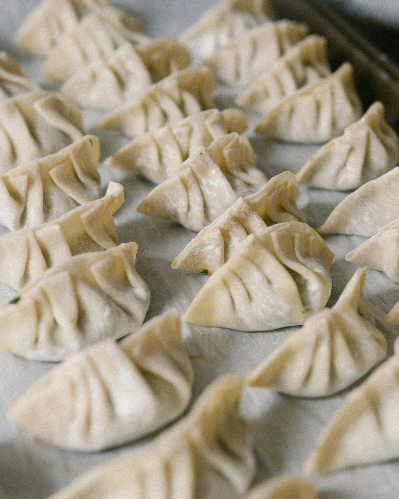 Welcoming the Year of the Fire Horse! Whether you're celebrating Lunar New Year here in the Bay or abroad, we love seeing the cultures and traditions as they span the Asian diaspora. Many wishes of prosperity, good fortune, and joy! 🧧🐴 🧨💥