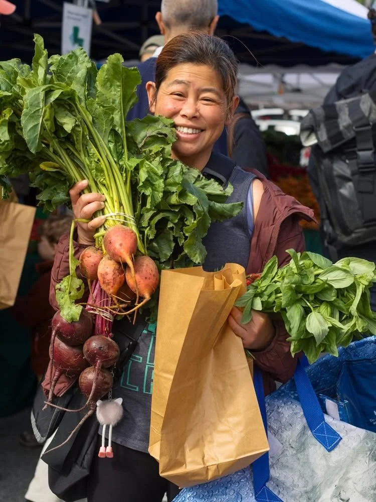 Parents right now juggling the end of the school year, making sure everyone gets their veggies, and smiling through it all. 😅🤪🤗