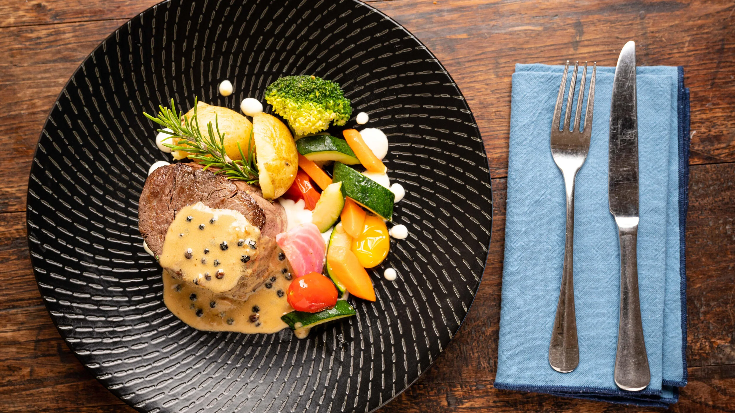 Filet de boeuf sauce au poivre