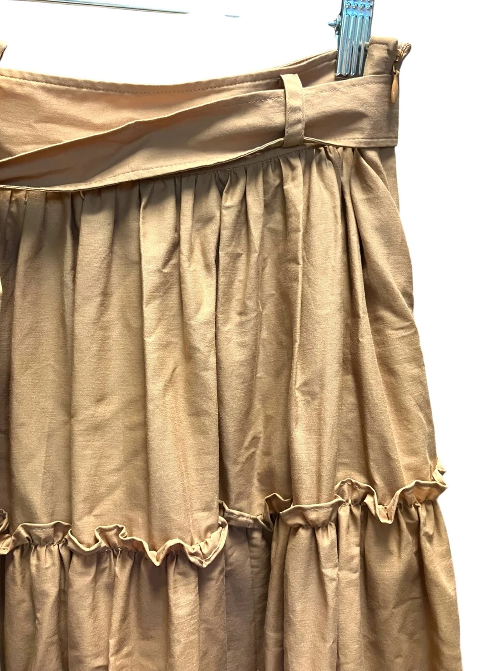 elu エルAudrey velvet ribbon jumper skirt elu Audrey velvet ribbon jumper skirt エル - メルカリ