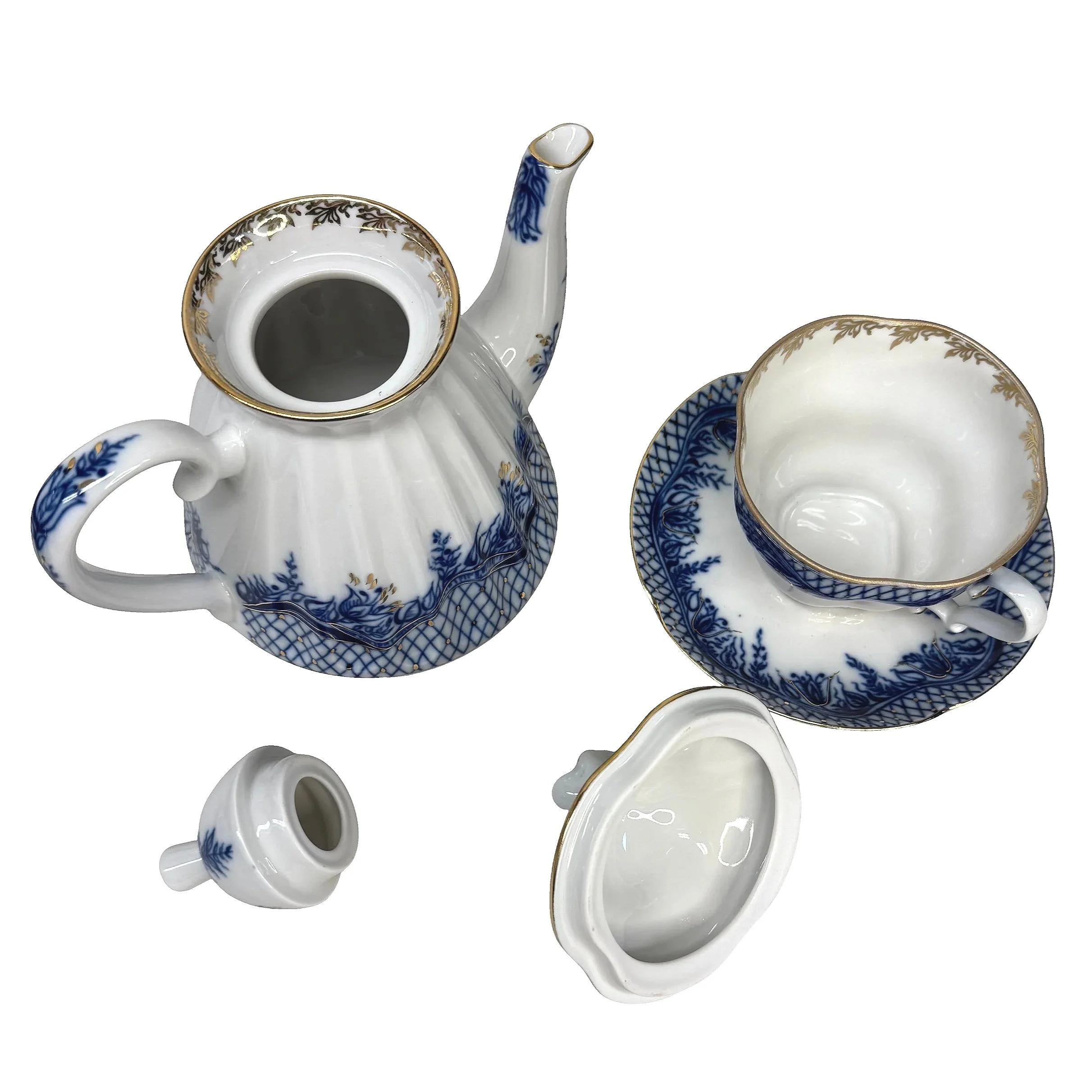  Mrs. Tiggy-Winkle 食器４点セット Vintage Wedgwood Beatrix Potter Mrs. Tiggy-Winkle Child's Tea Set