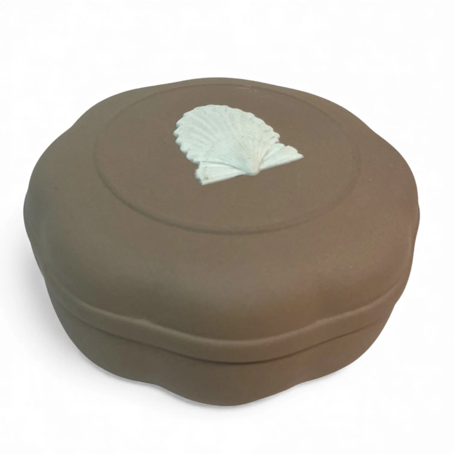 Wedgwood Jasperware Shell Scallop Edge Trinket Jewelry Box Brown
